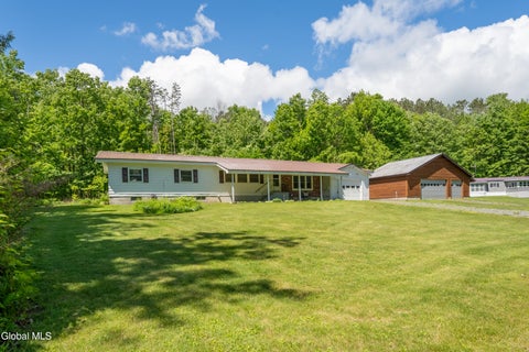 Photo of 197 Lakeside Drive, Mayfield, NY 12117 (MLS # 202618855)