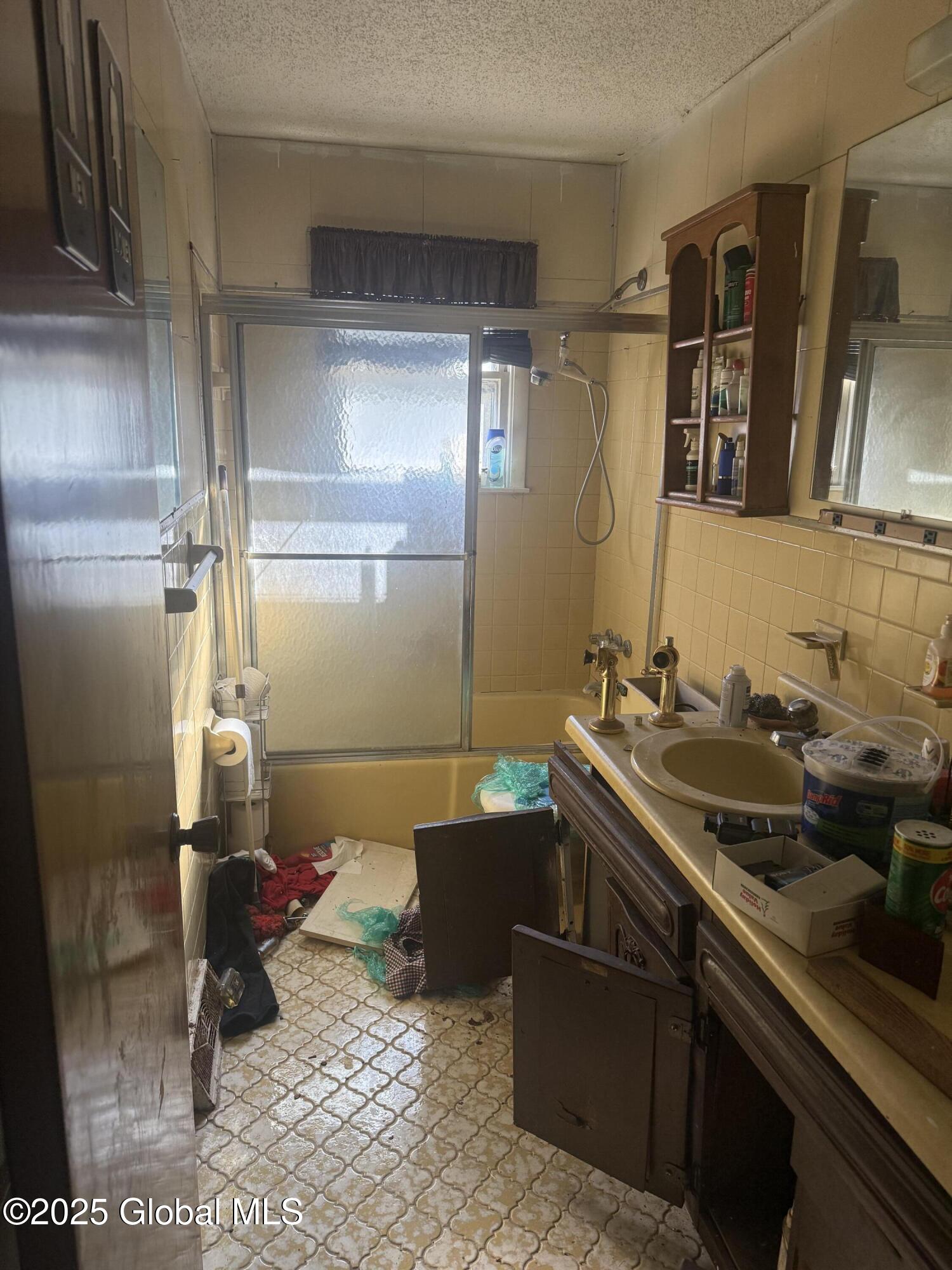63 Ormond Street, Albany, New York image 6