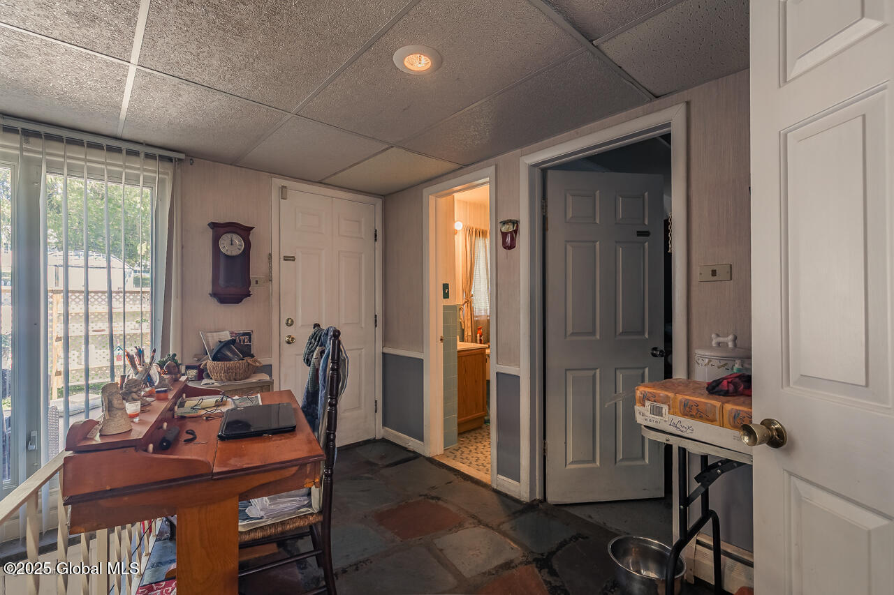 181 Upper Van Dyke Avenue, Amsterdam, New York image 26