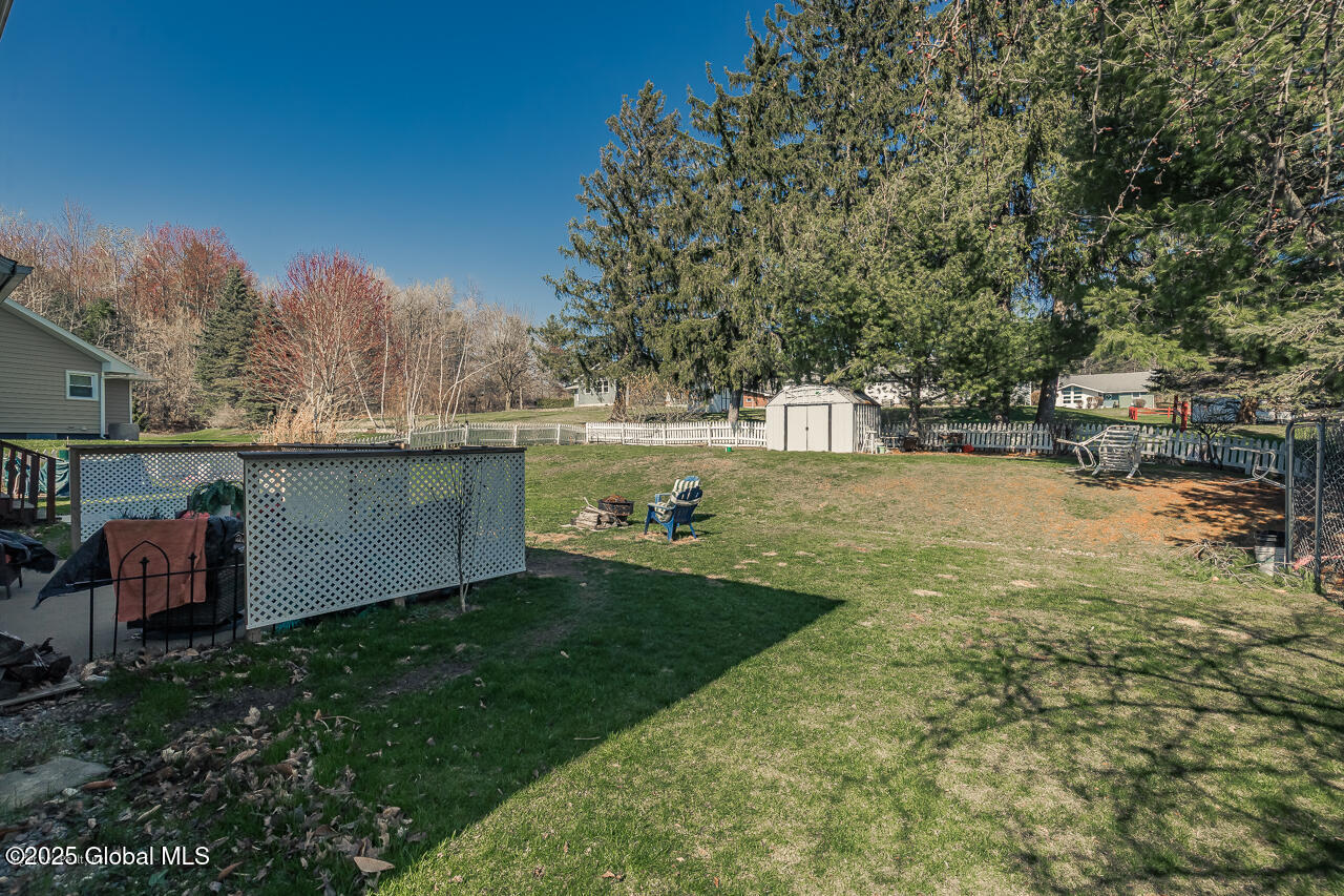 181 Upper Van Dyke Avenue, Amsterdam, New York image 37