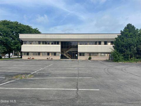 Photo of 1735 Central Avenue, Colonie, NY 12205 (MLS # 202511764)