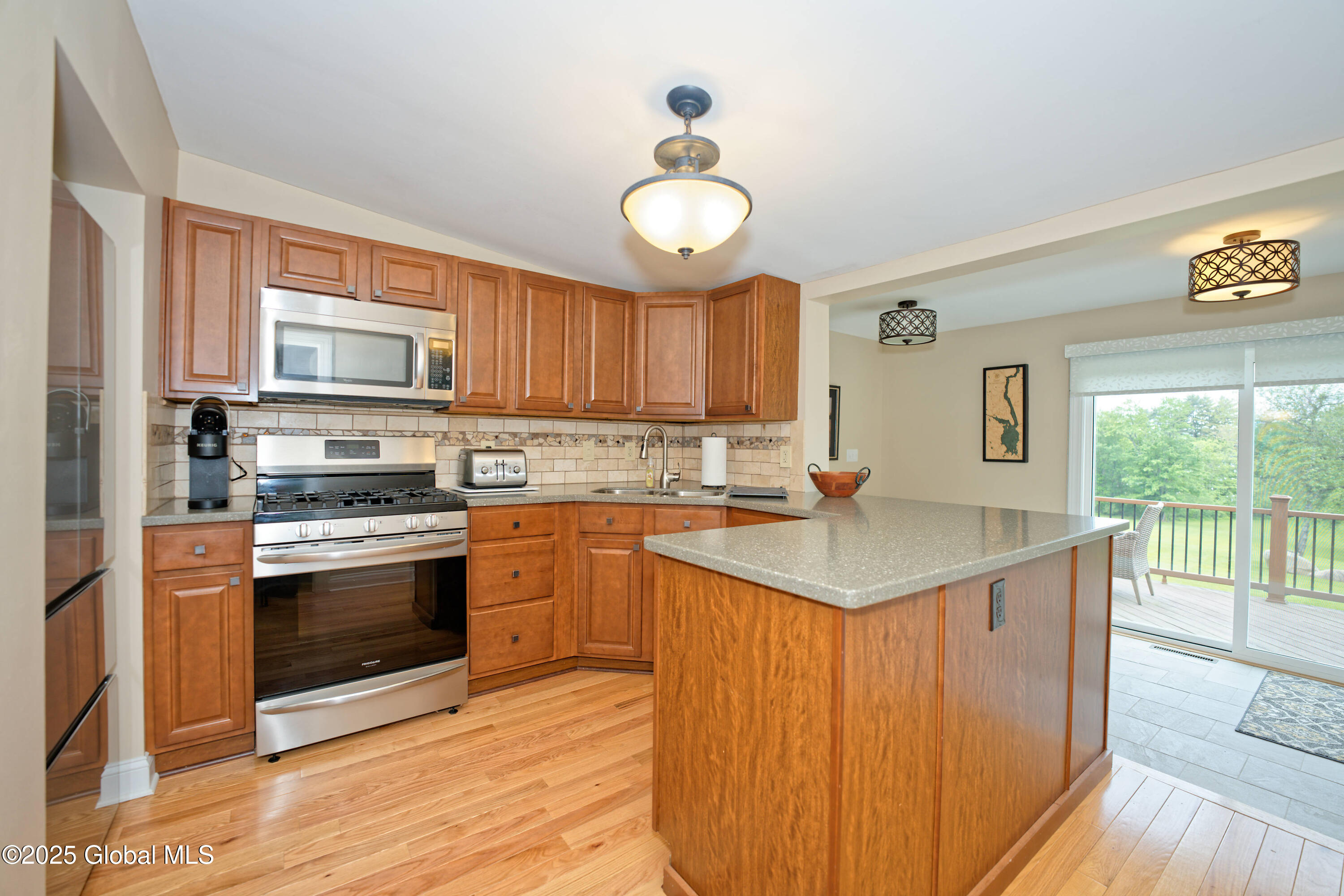 407 Lakeview Road, Broadalbin, New York image 13