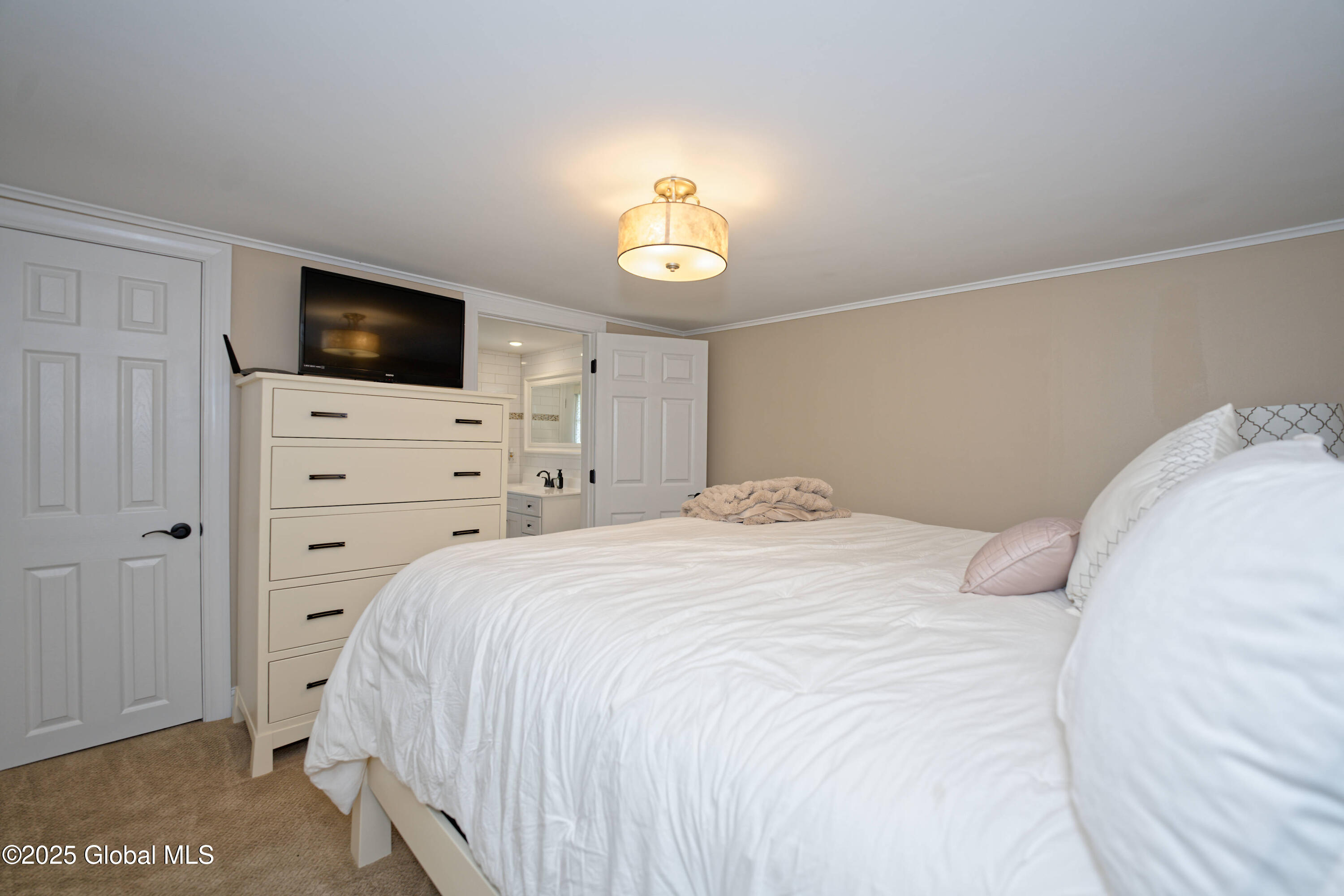 407 Lakeview Road, Broadalbin, New York image 23