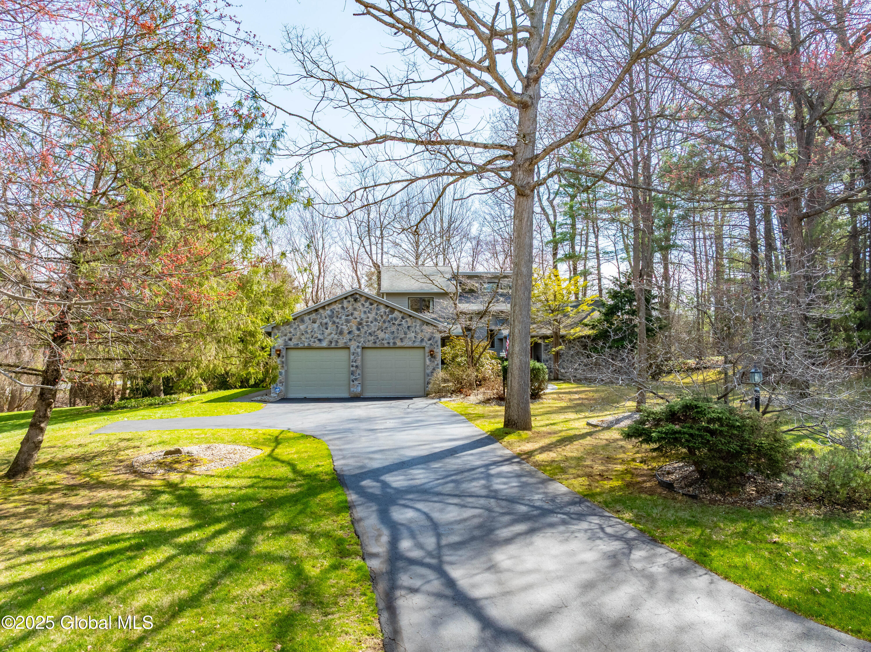 9 Timberwick Drive, Clifton Park, New York image 6