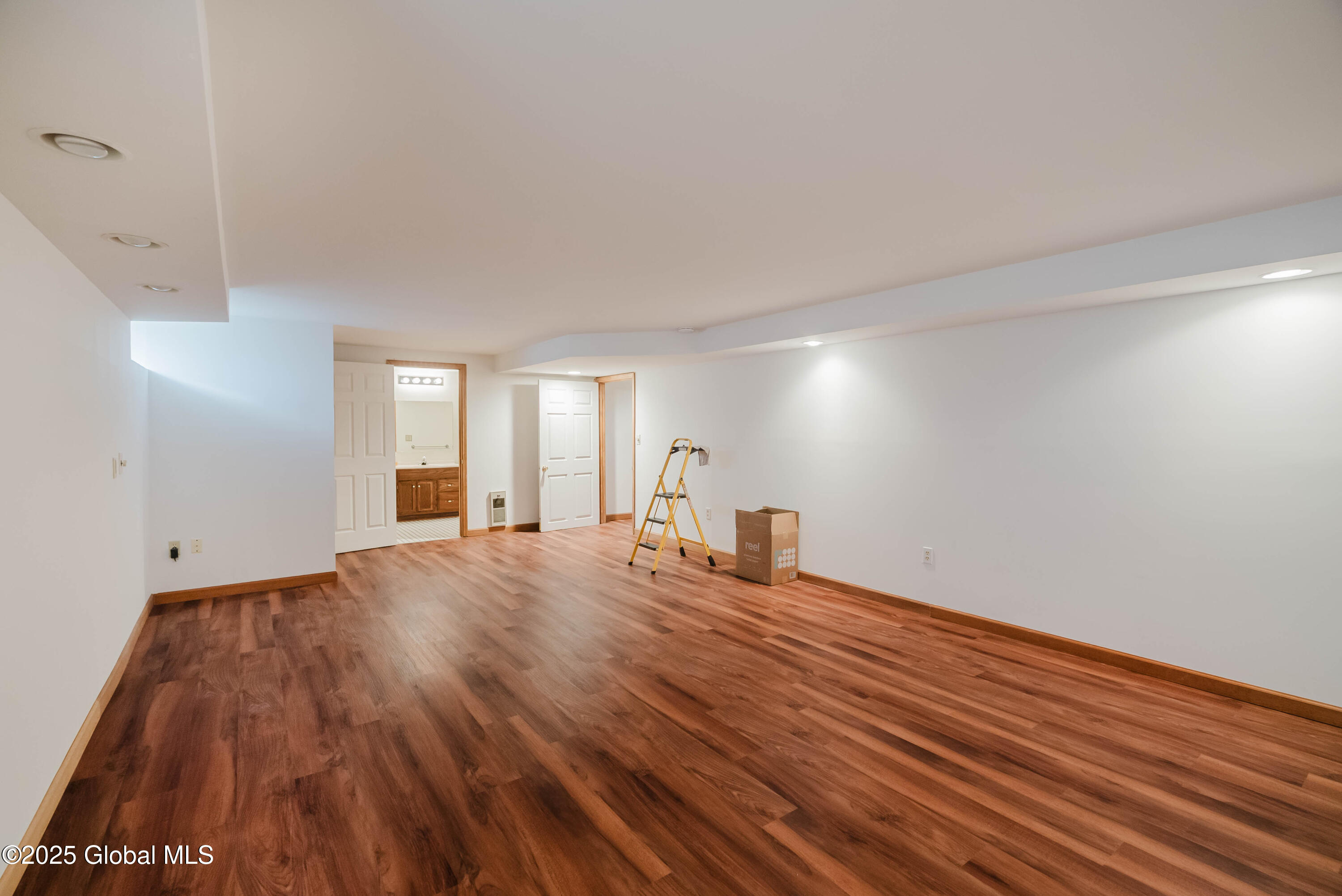 9 Timberwick Drive, Clifton Park, New York image 22