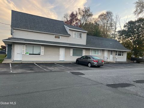 Photo of 2557 Hamburg Street #1, Schenectady, NY 12303 (MLS # 202529998)