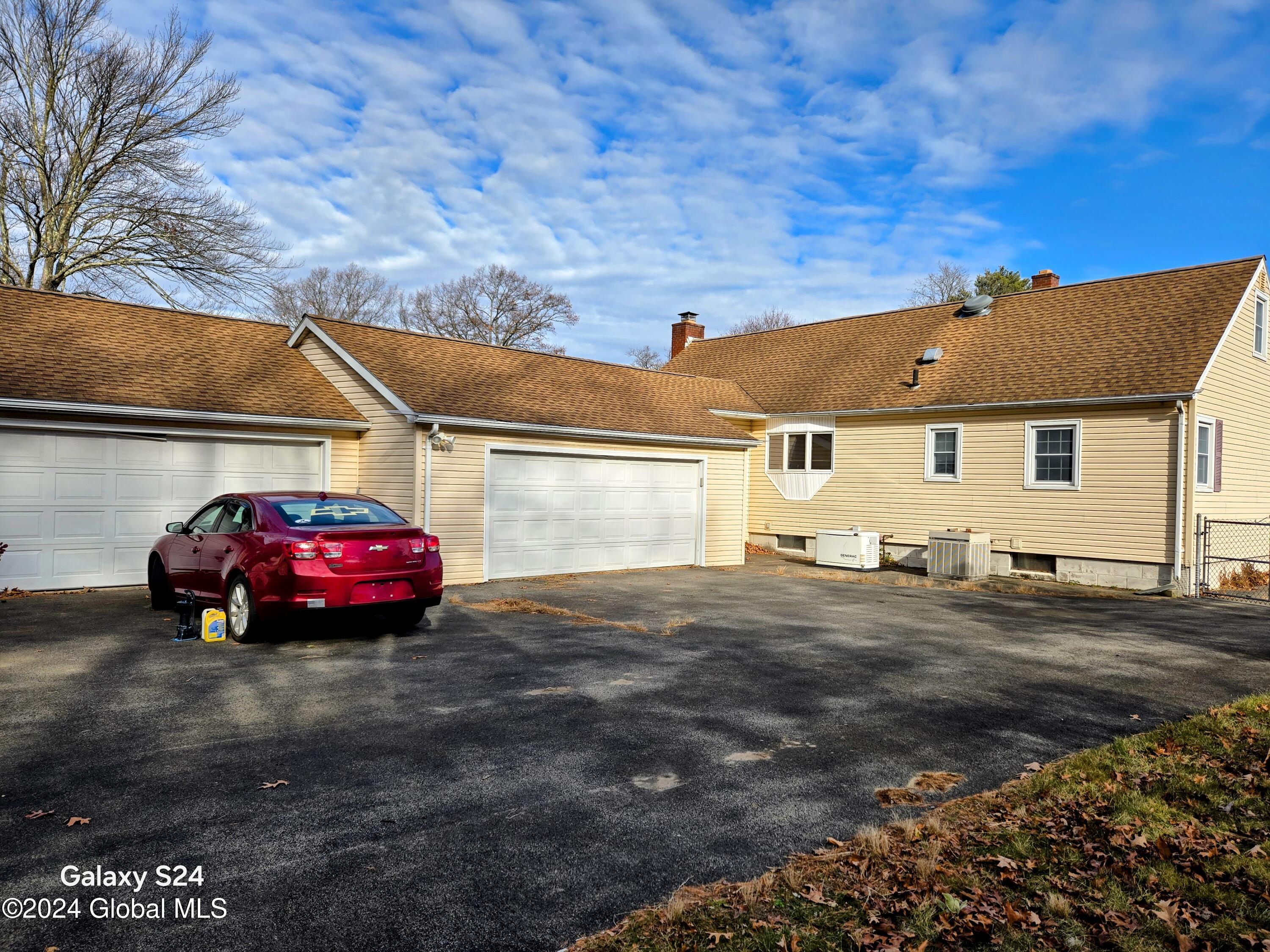 16 Slater Drive, Glenville, New York image 3