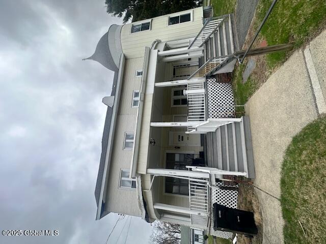 213 Pawling Avenue, Troy, New York image 1