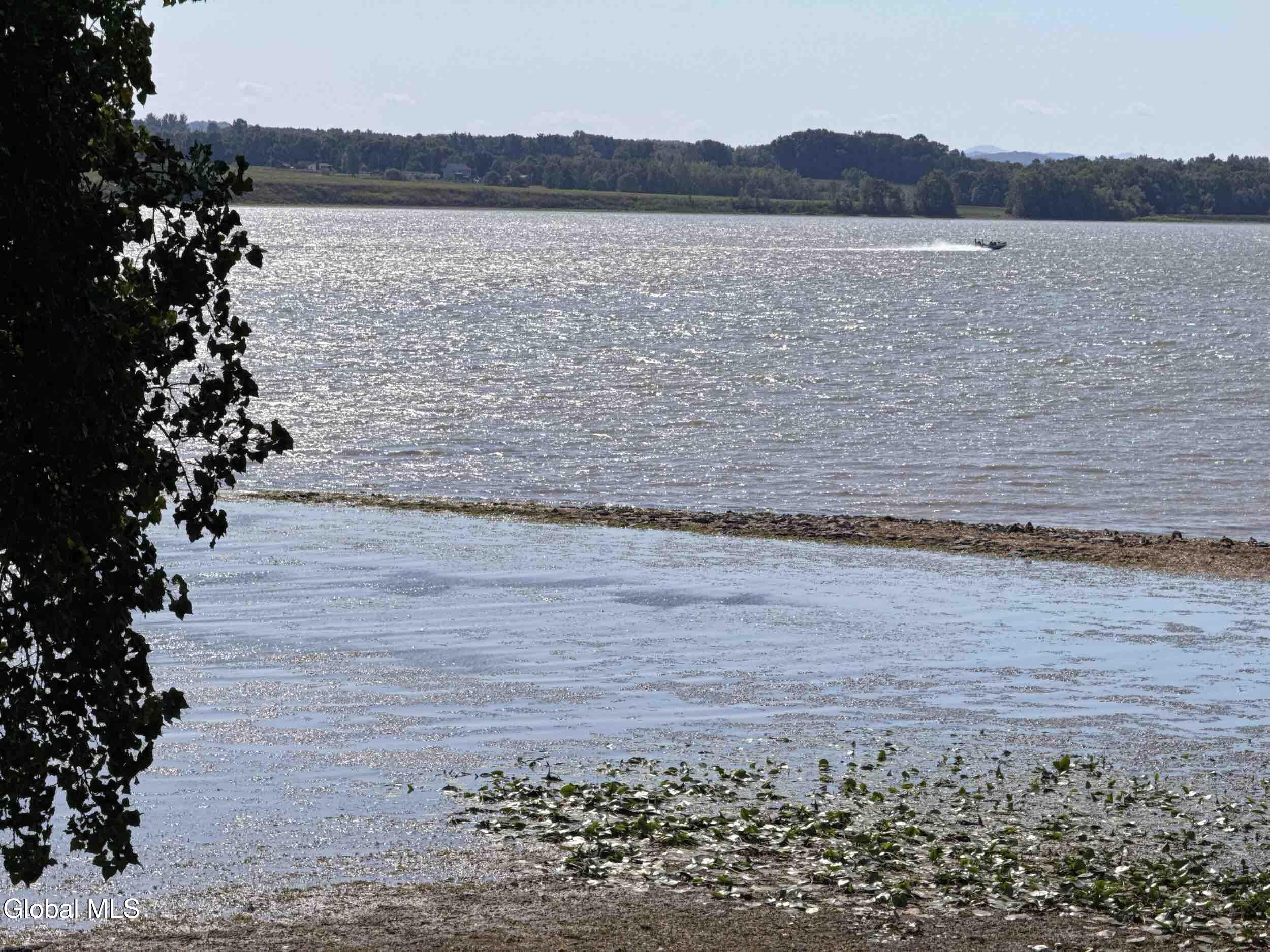 15 Champlain Shores Way