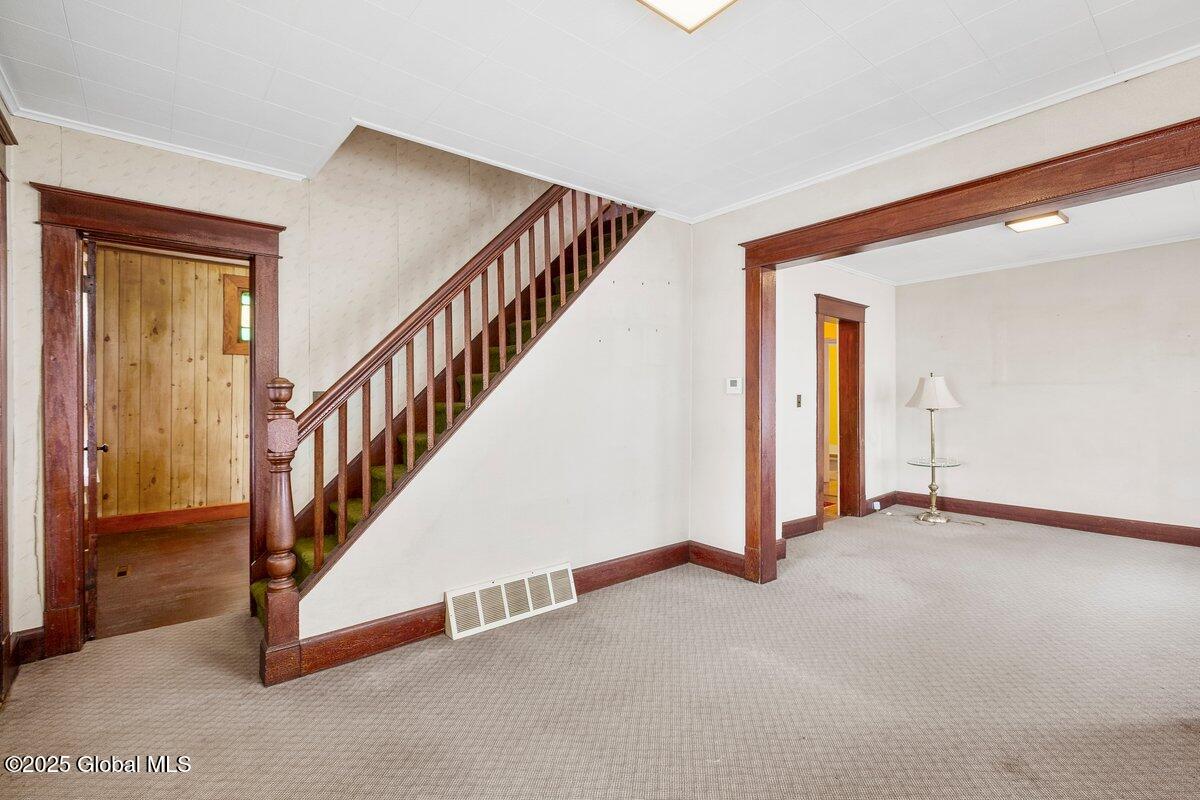421 7th Avenue, Watervliet, New York image 6