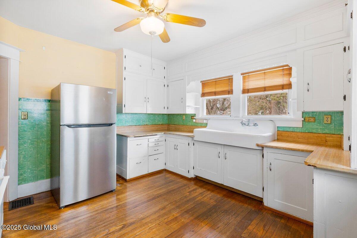 421 7th Avenue, Watervliet, New York image 12