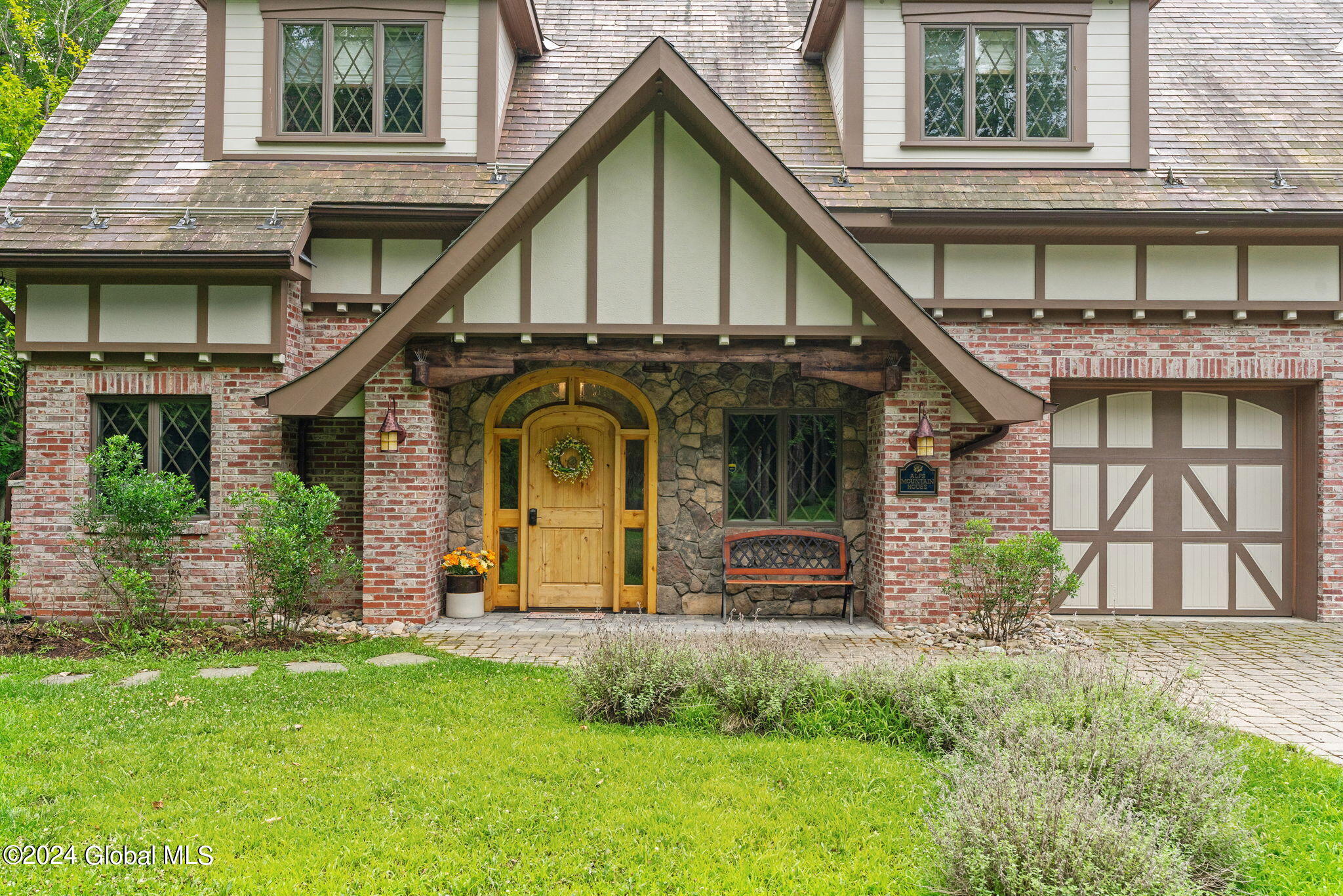 222 Alps Mountain Road, Averill Park, New York image 5