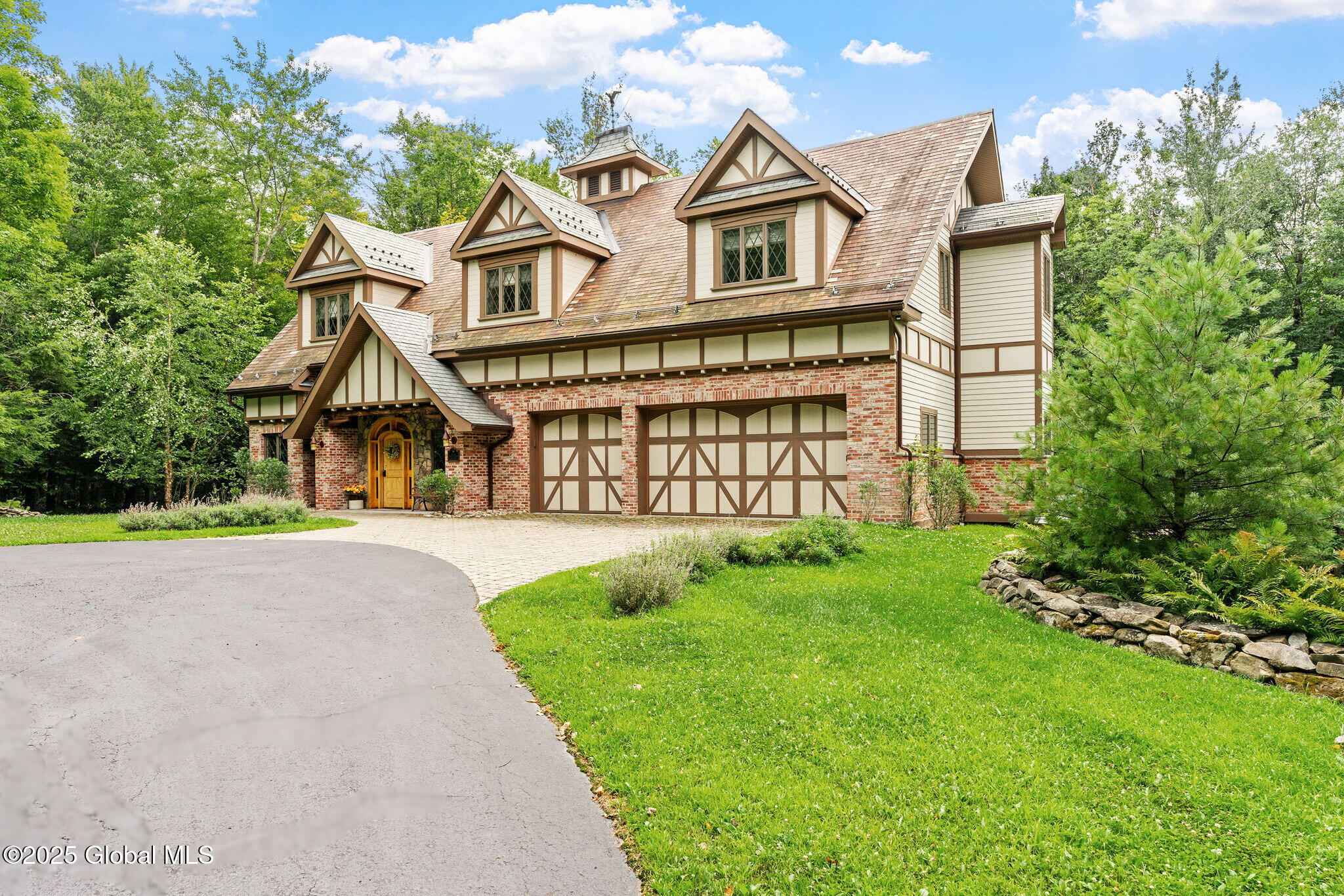222 Alps Mountain Road, Averill Park, New York image 2