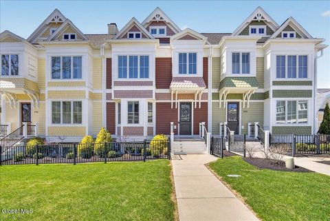 Photo of 19 C Cherry Street, Saratoga Springs, NY 12866 (MLS # 202616110)