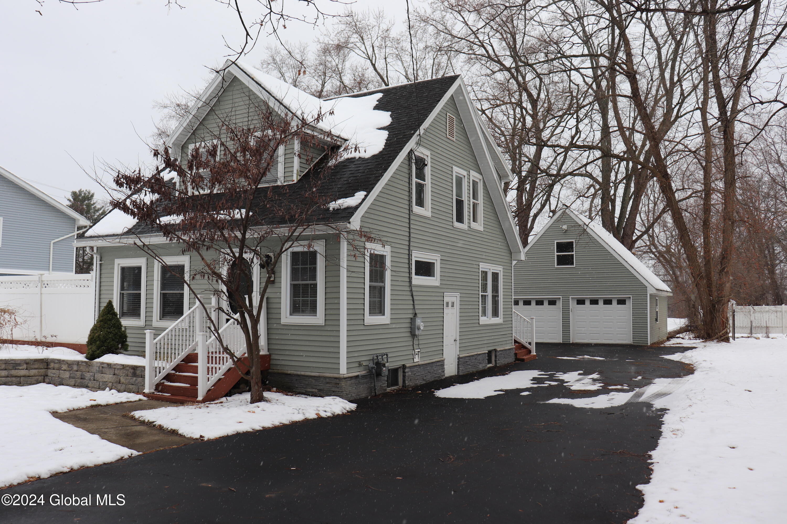 2503 Balltown Road, Niskayuna, New York image 1