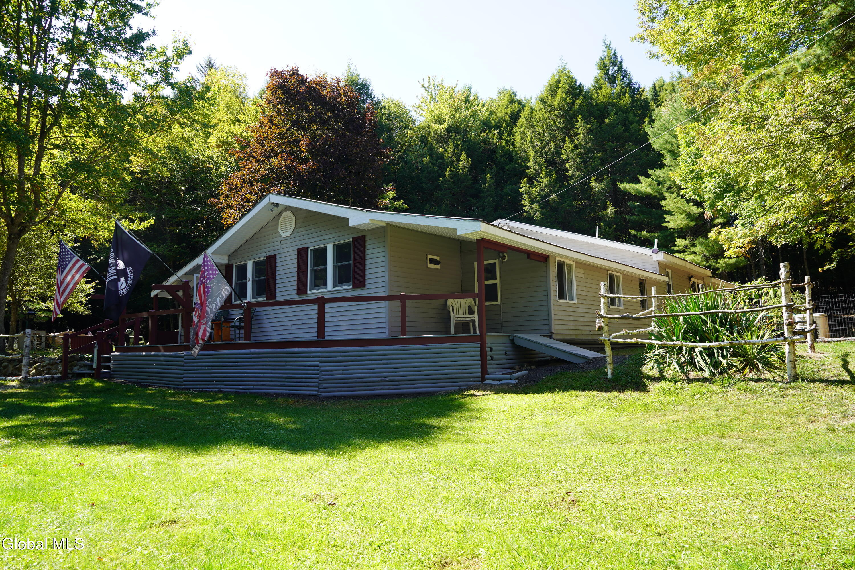 26 Rays Road