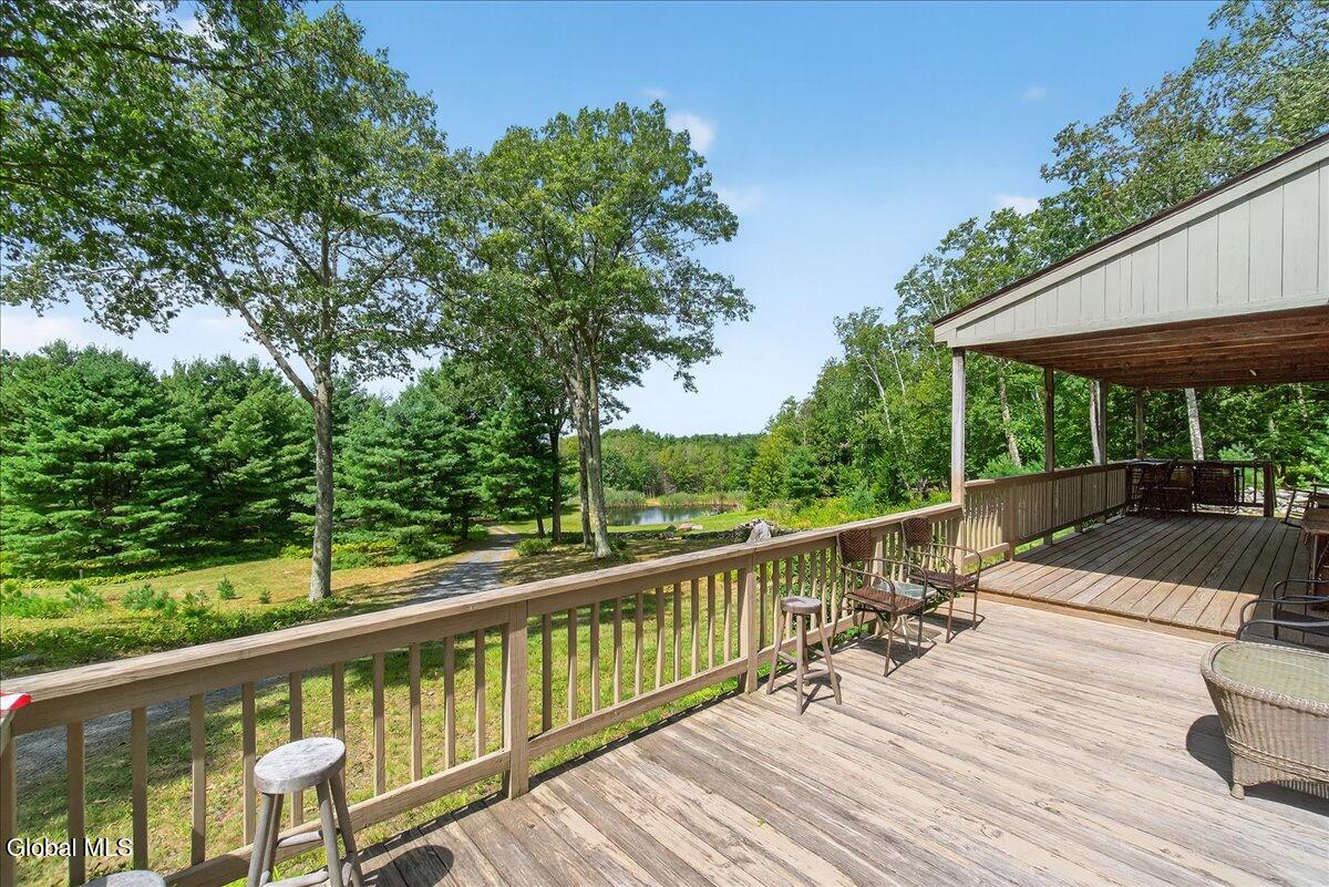 Averill Park, New York 12018, United States, 1 Bedroom Bedrooms, ,1 BathroomBathrooms,Residential,Active,202660