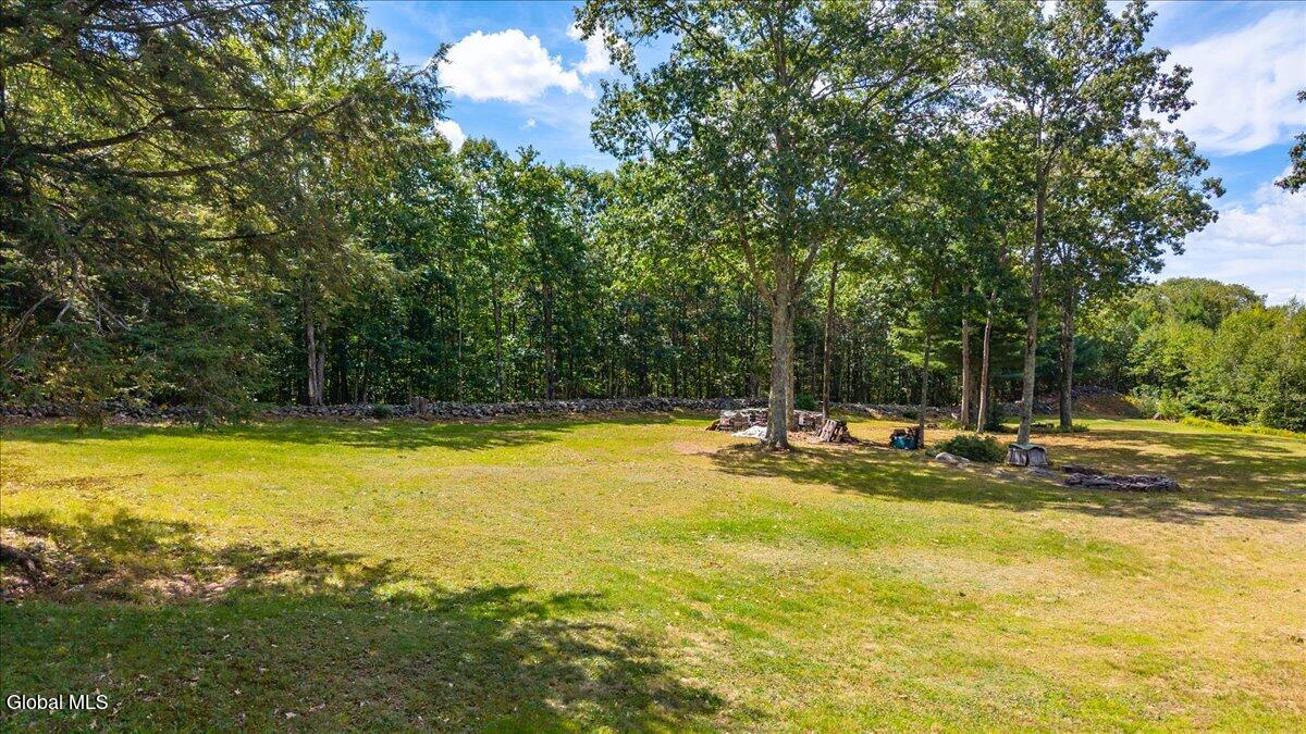 Averill Park, New York 12018, United States, 1 Bedroom Bedrooms, ,1 BathroomBathrooms,Residential,Active,202660