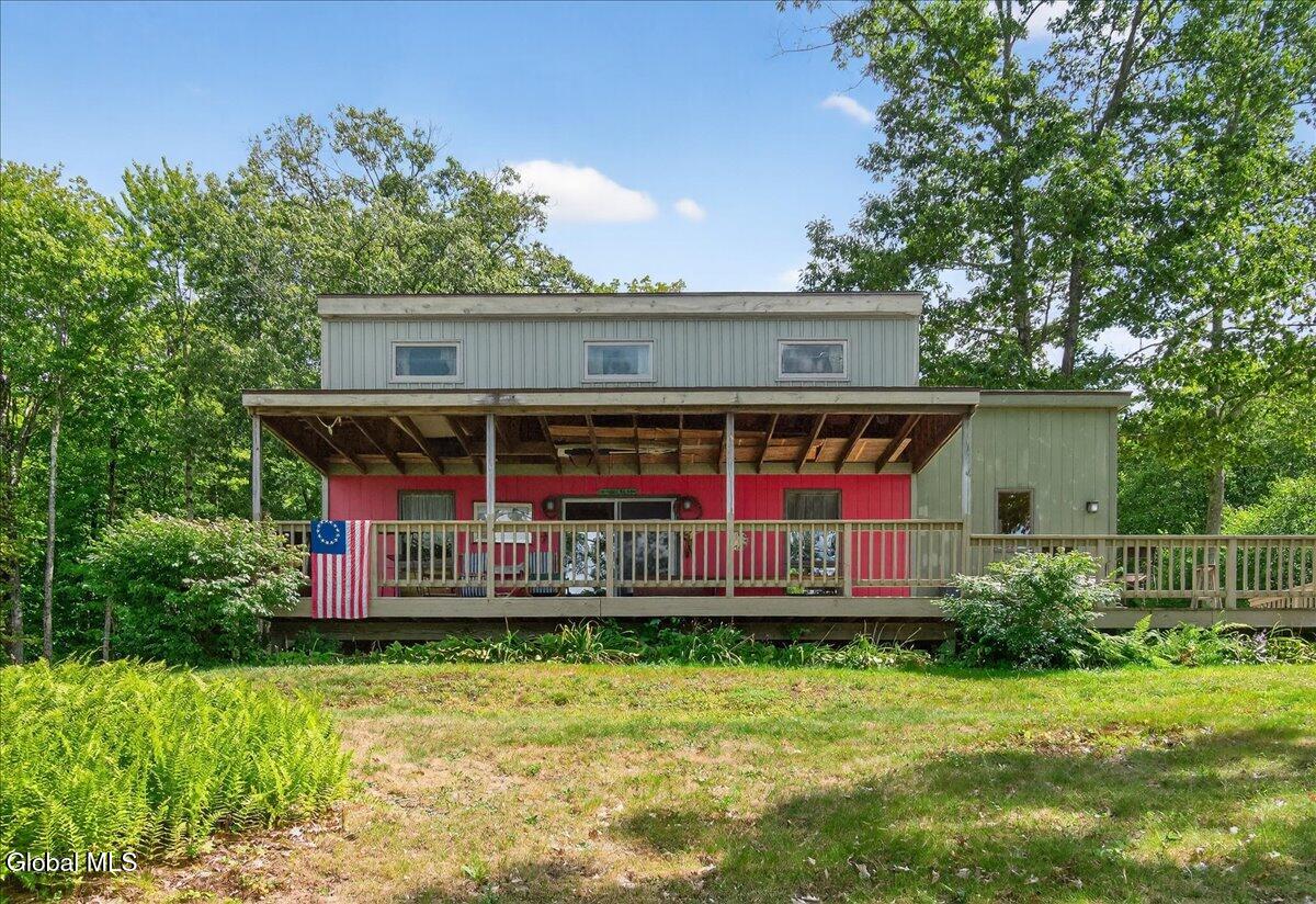 Averill Park, New York 12018, United States, 1 Bedroom Bedrooms, ,1 BathroomBathrooms,Residential,Active,202660