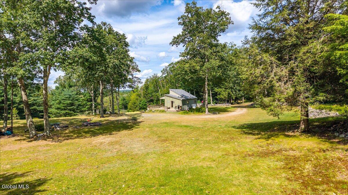 Averill Park, New York 12018, United States, 1 Bedroom Bedrooms, ,1 BathroomBathrooms,Residential,Active,202660