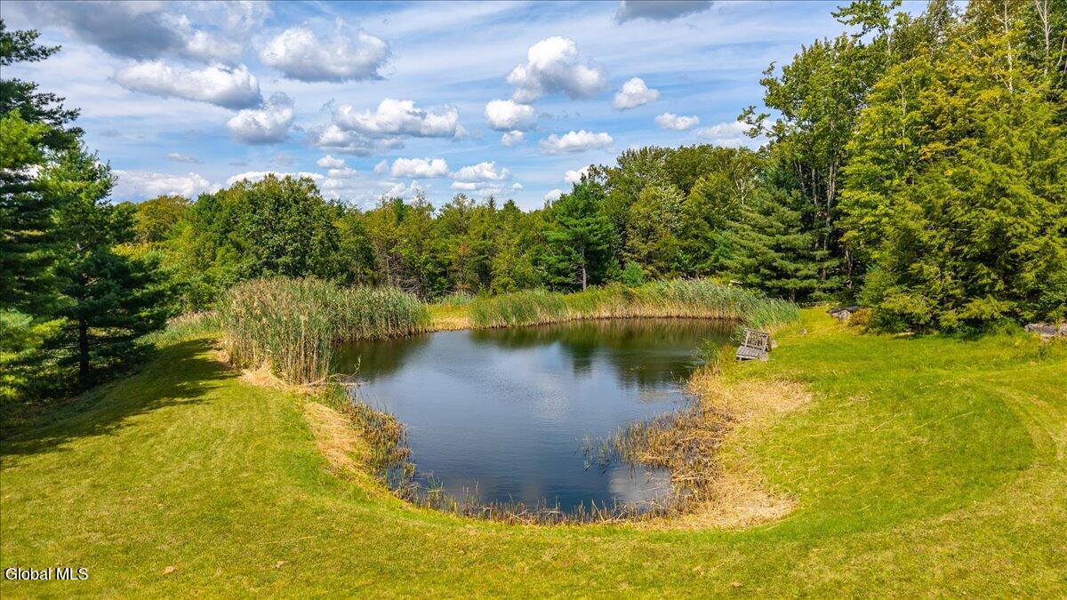 Averill Park, New York 12018, United States, 1 Bedroom Bedrooms, ,1 BathroomBathrooms,Residential,Active,202660