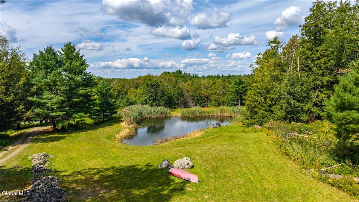 Averill Park, New York 12018, United States, 1 Bedroom Bedrooms, ,1 BathroomBathrooms,Residential,Active,202660