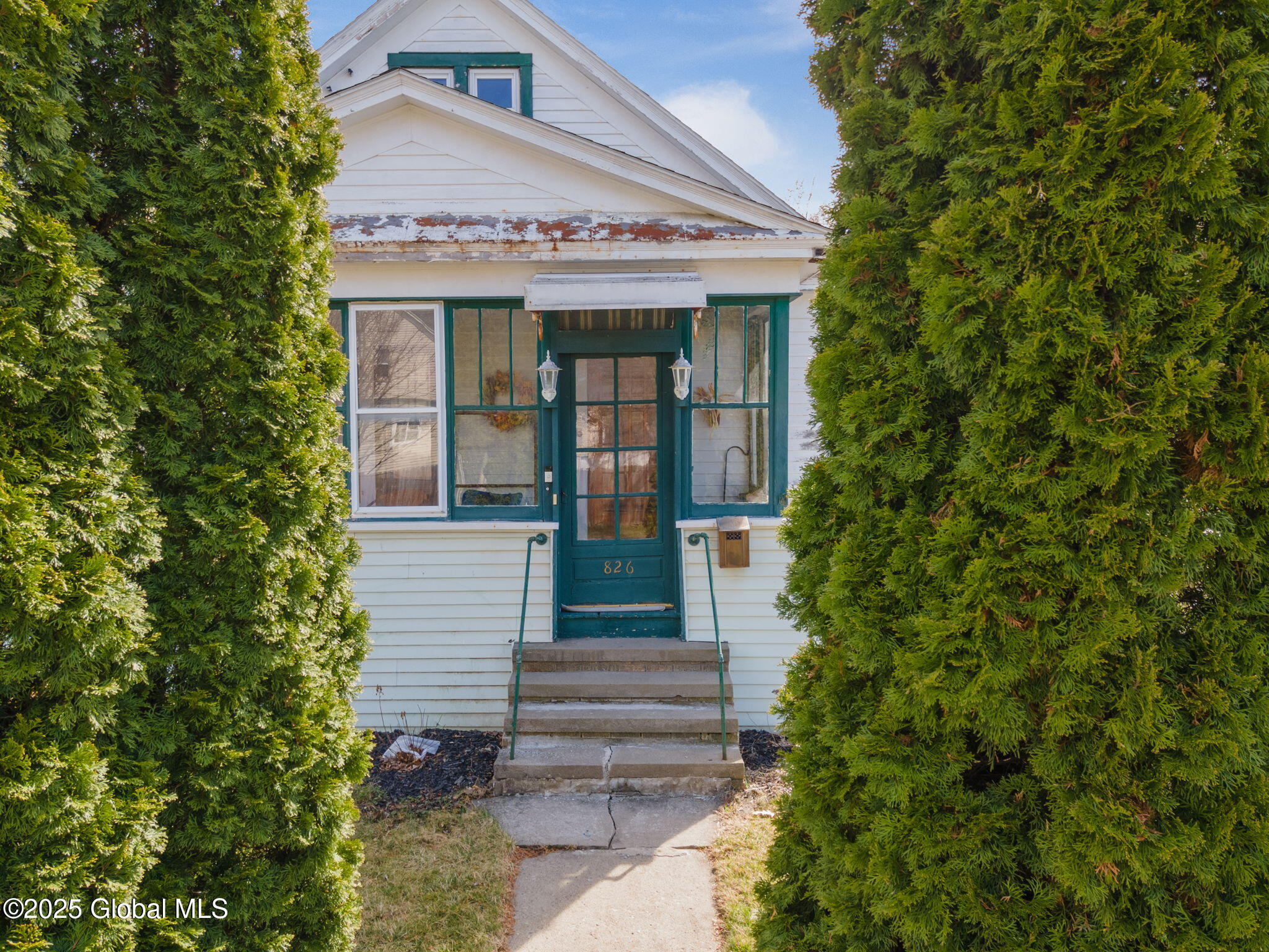826 Raymond Street, Schenectady, New York image 4