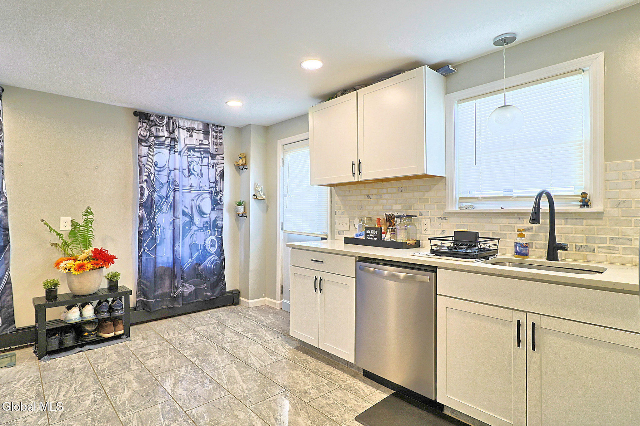 81 Adams Avenue