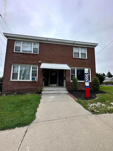 Photo of 209 Columbia Turnpike, Rensselaer, NY 12144 (MLS # 202512133) Photo of 209 Columbia Turnpike, Rensselaer, NY 12144 (MLS # 202512133)