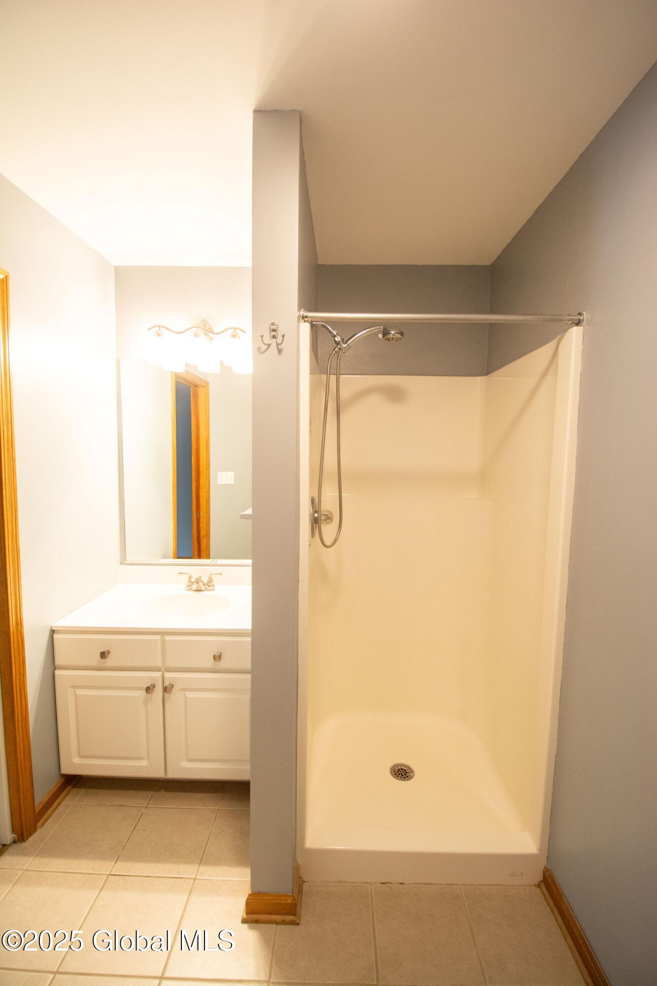 105 Mallards Pond Lane, Schenectady, New York image 15