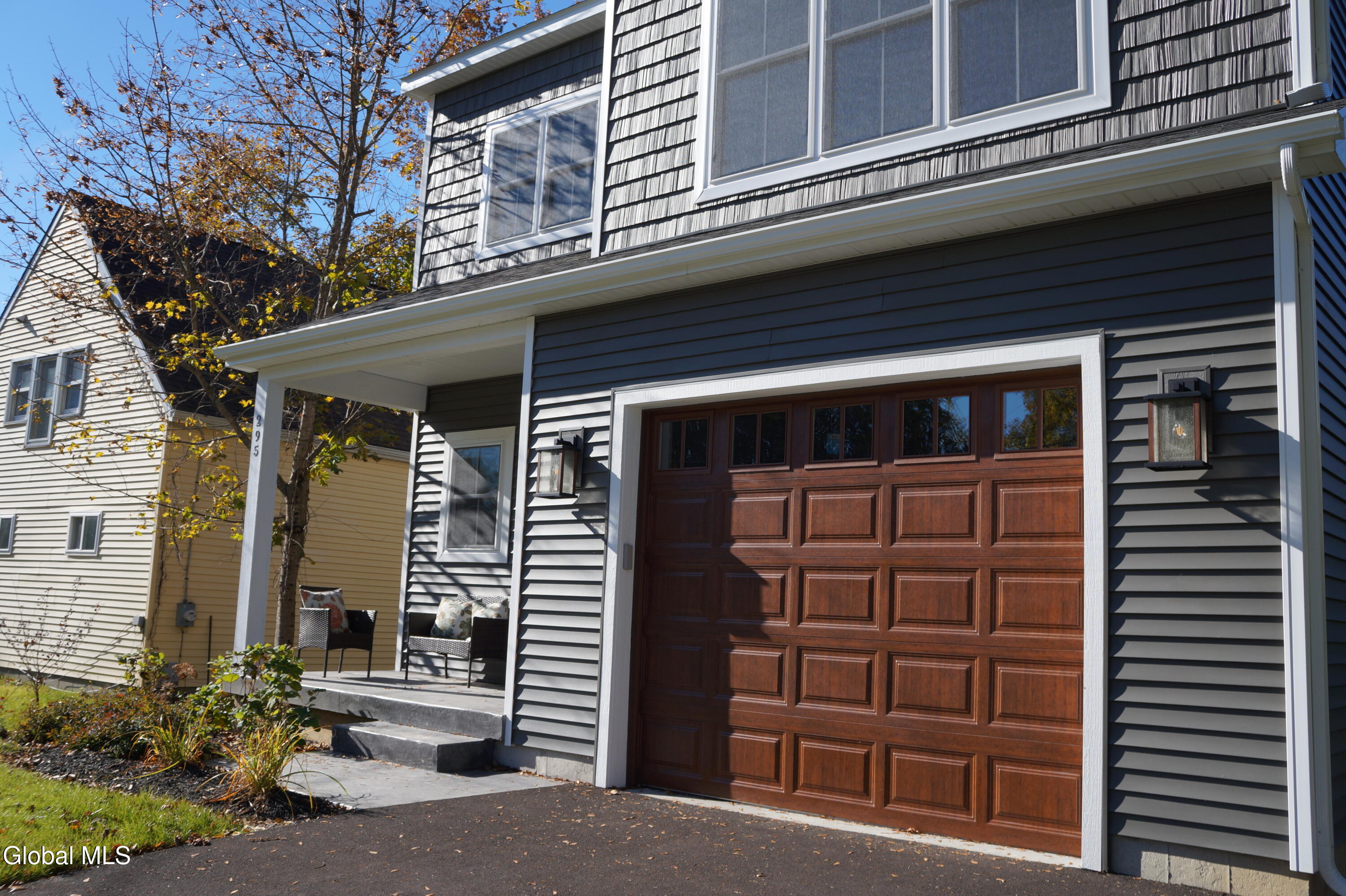 Saratoga Springs, New York 12866, United States, 4 Bedrooms Bedrooms, ,3 BathroomsBathrooms,Residential,Active,249986