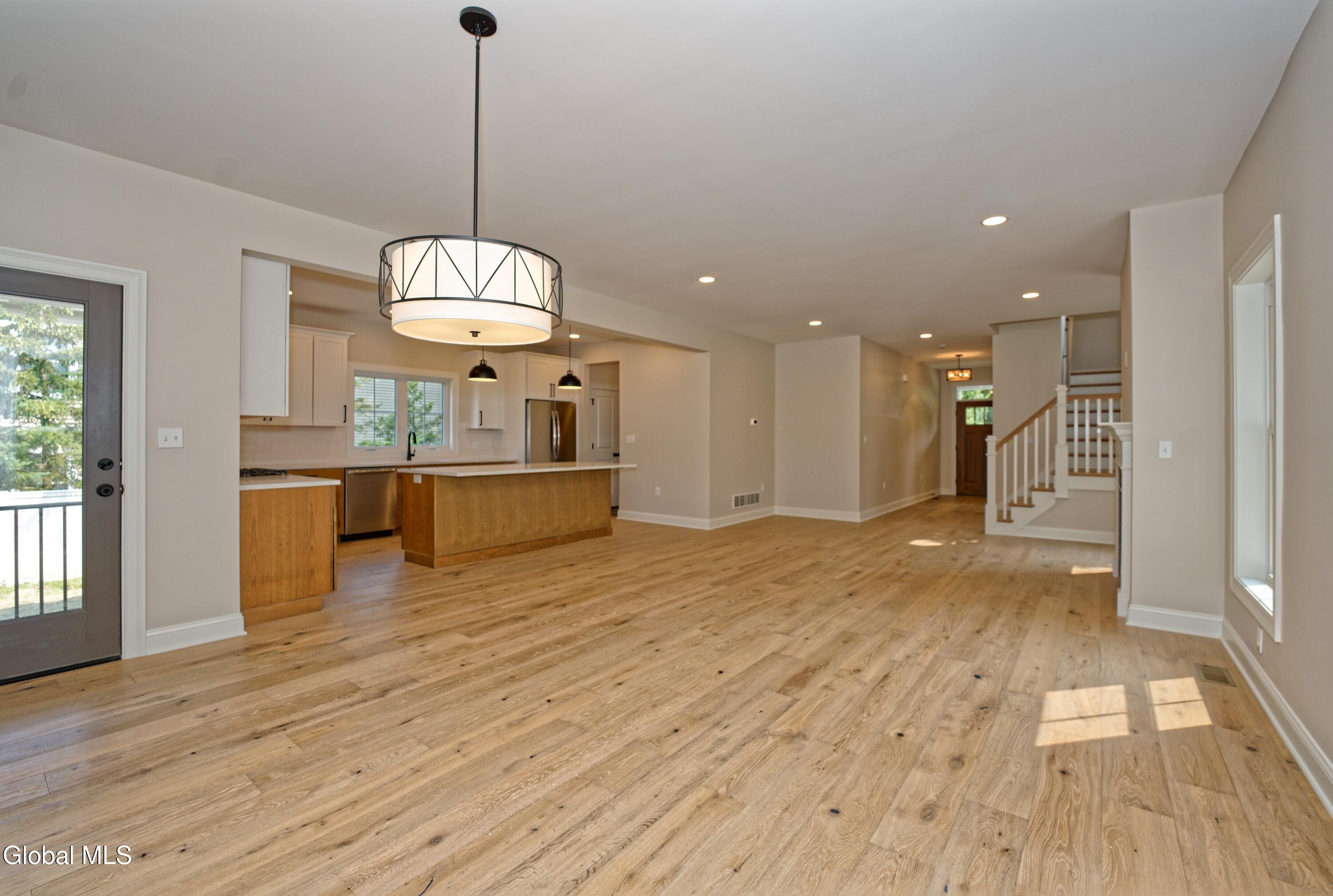 Saratoga Springs, New York 12866, United States, 4 Bedrooms Bedrooms, ,3 BathroomsBathrooms,Residential,Active,249986