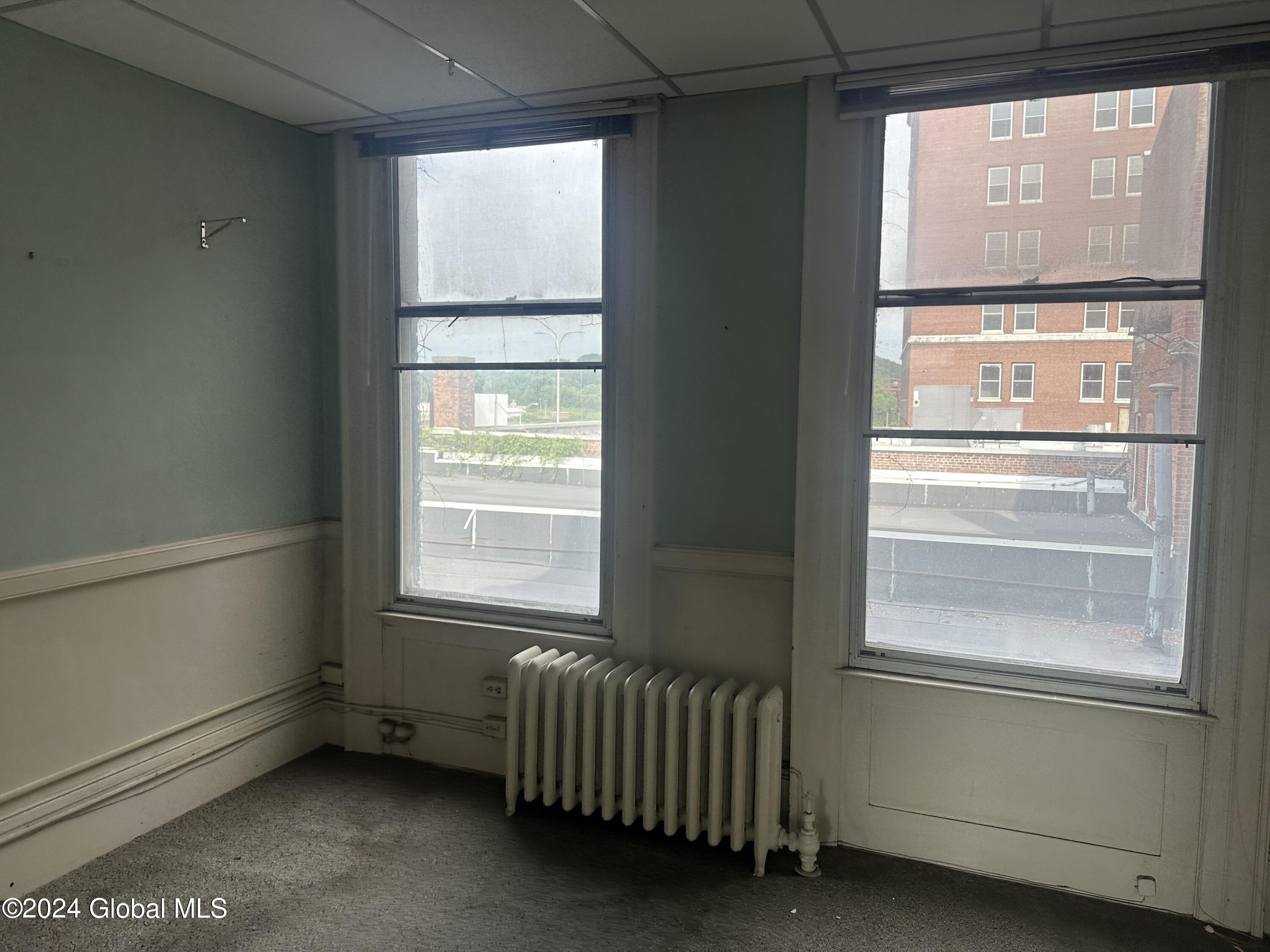 Amsterdam, New York 12010, United States, ,Commercial,Active,49755