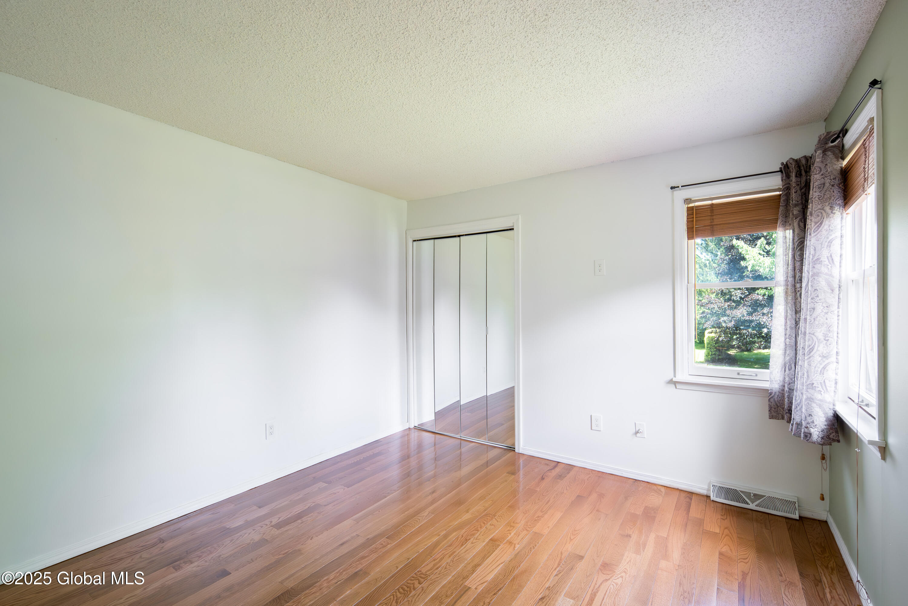 13 Eton Drive, Slingerlands, New York image 33