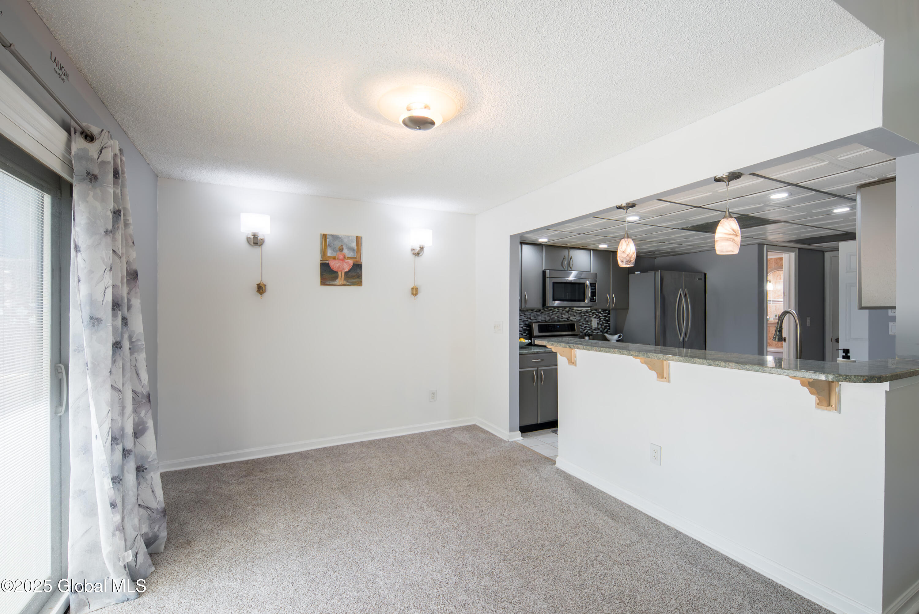 13 Eton Drive, Slingerlands, New York image 11