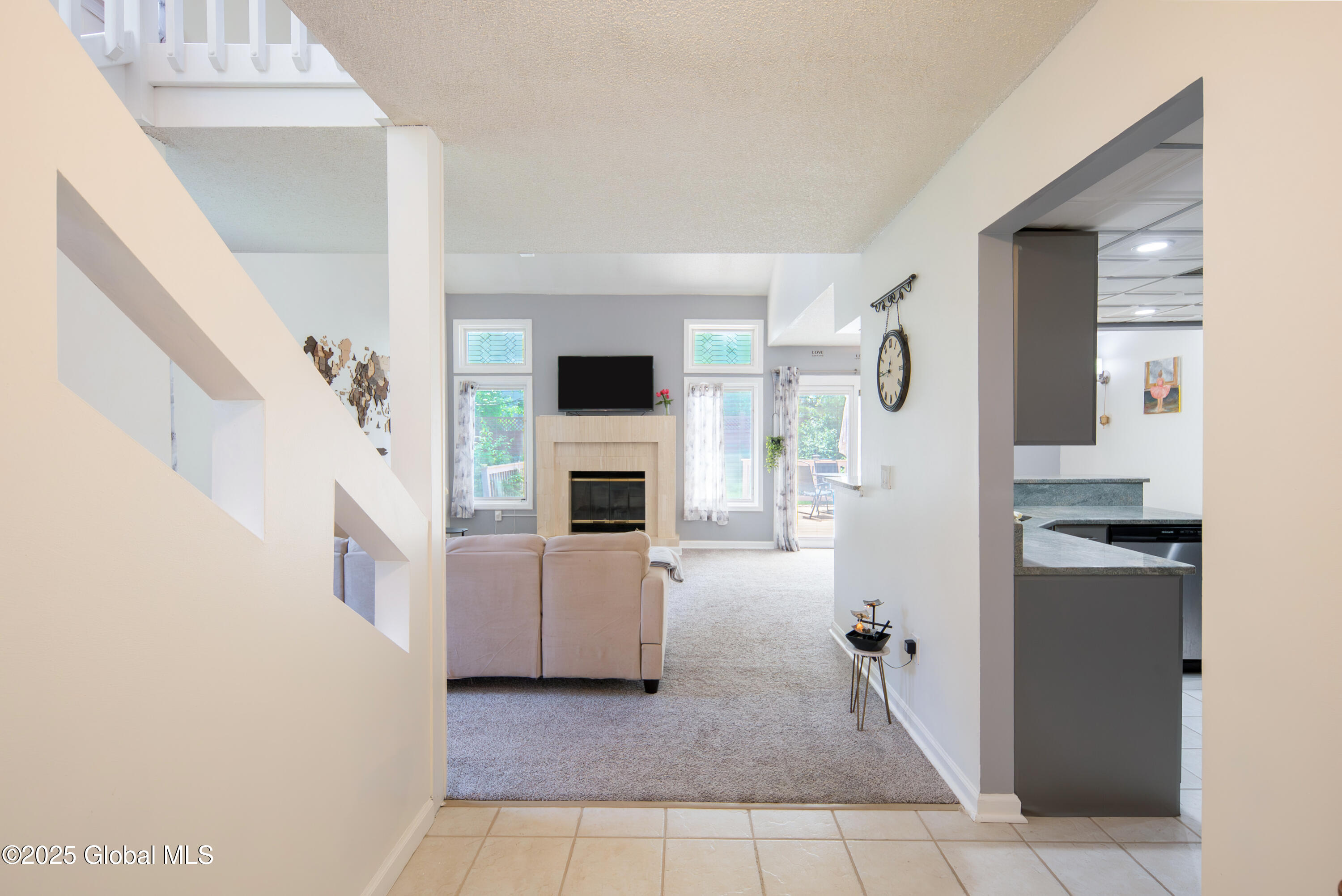 13 Eton Drive, Slingerlands, New York image 3