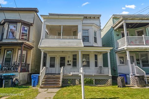 Photo of 88 Woodlawn Avenue, Albany, NY 12208 (MLS # 202618468)