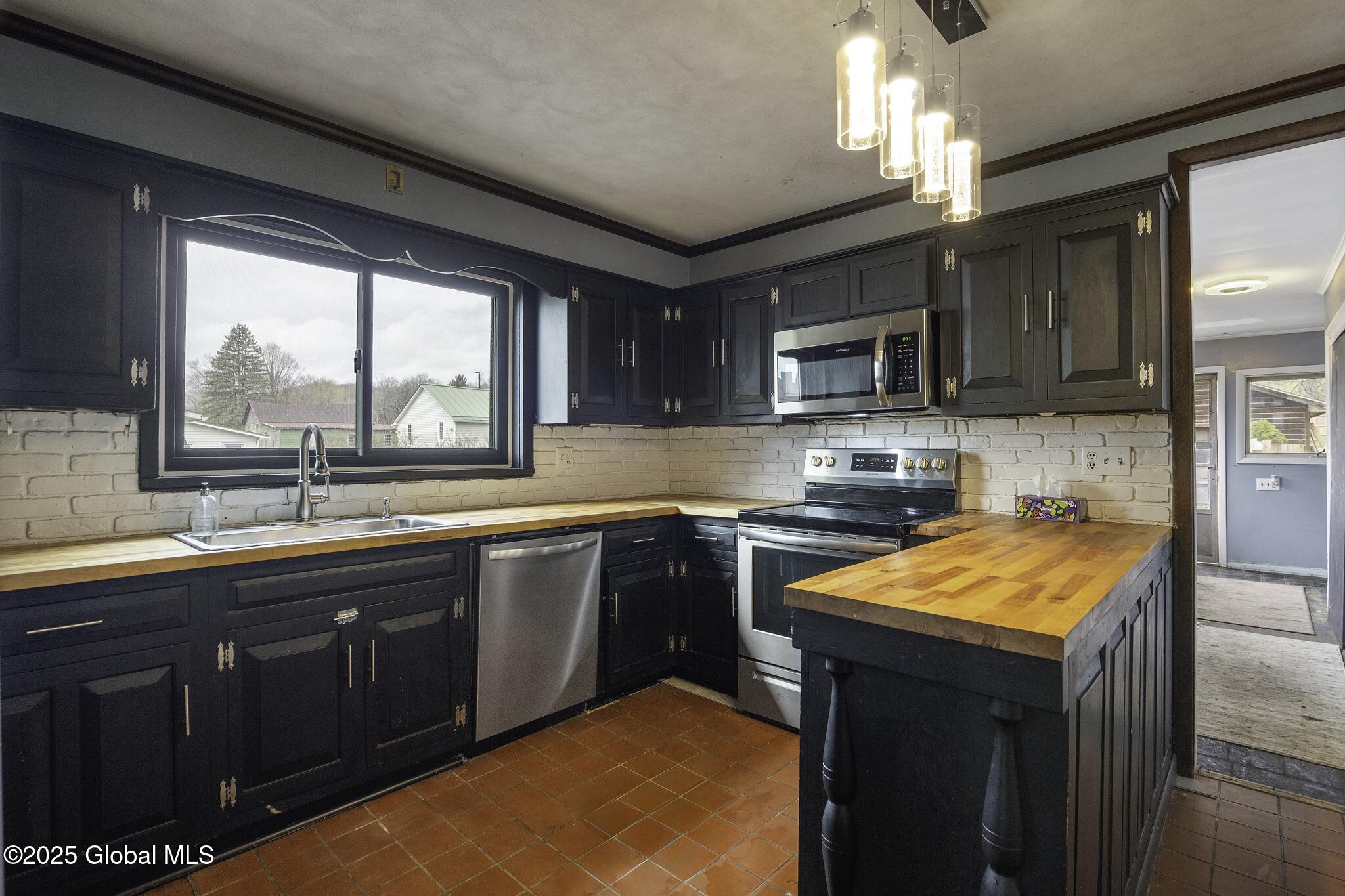 162 Elm Street, Cobleskill, New York image 16