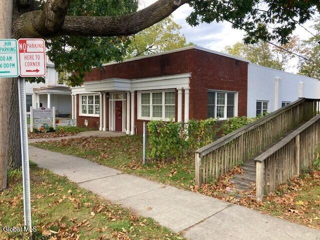 65 Bay Street