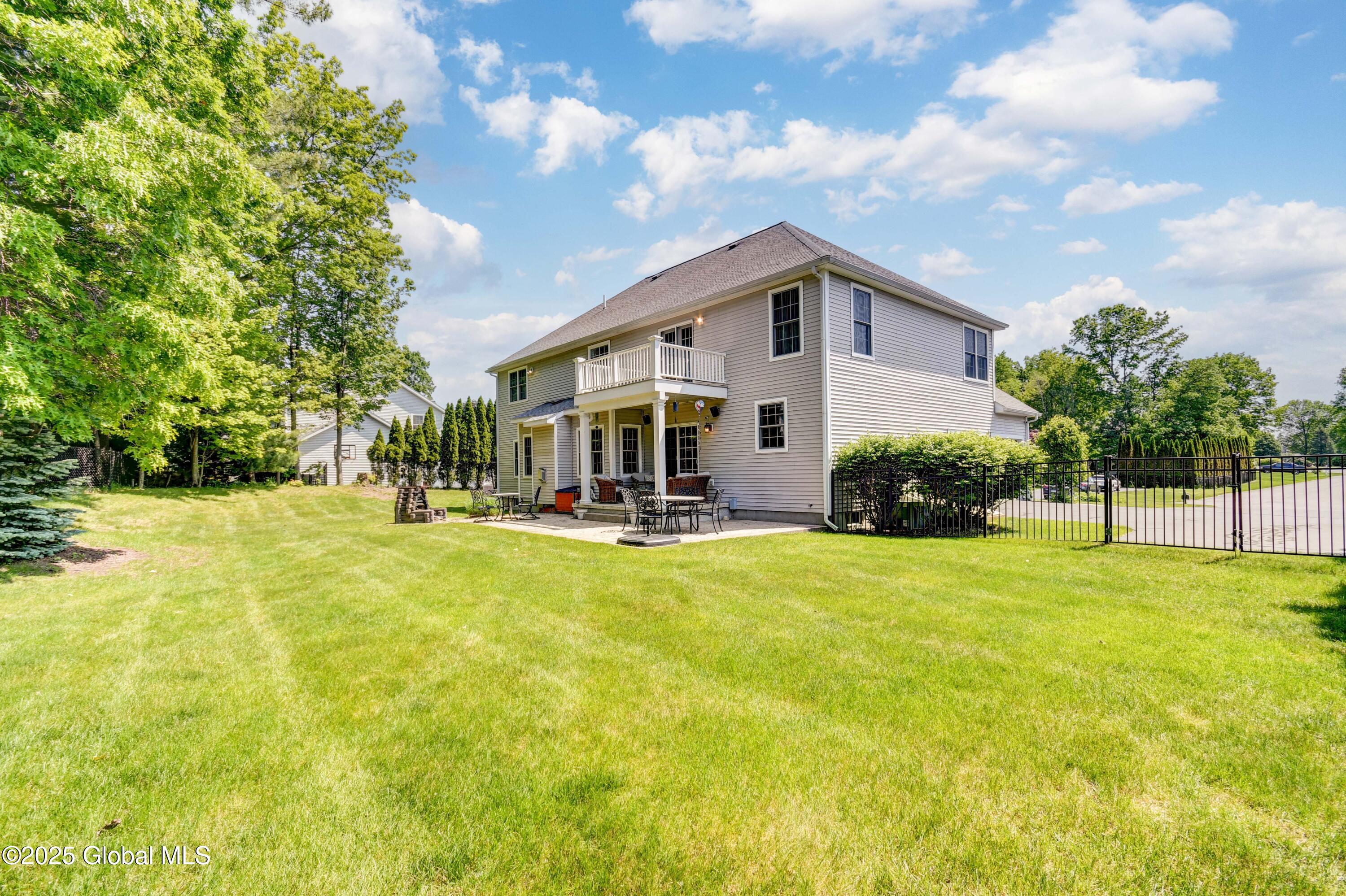 33 Joyous Lane, Glenville, New York image 16