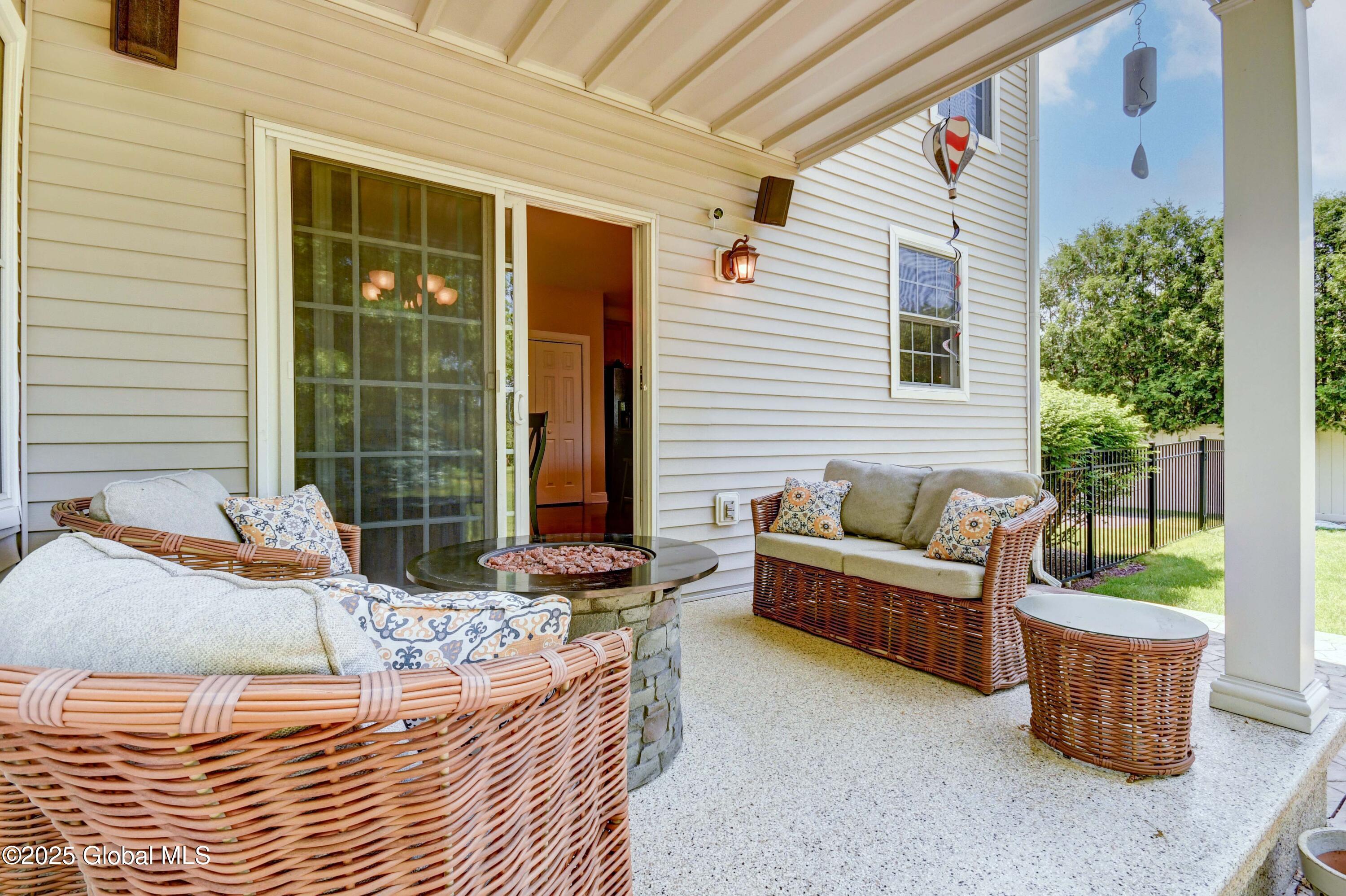 33 Joyous Lane, Glenville, New York image 13