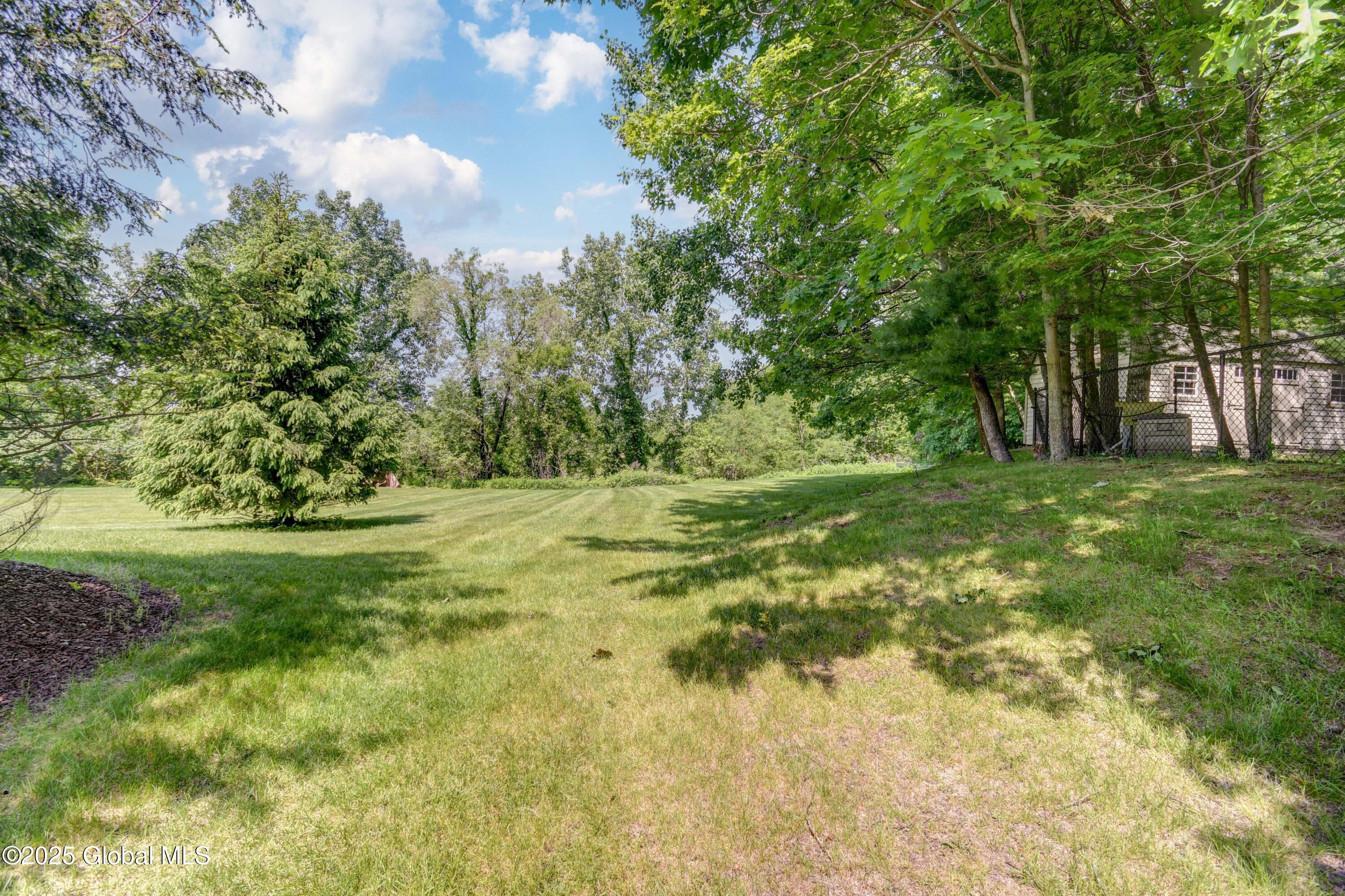 33 Joyous Lane, Glenville, New York image 21