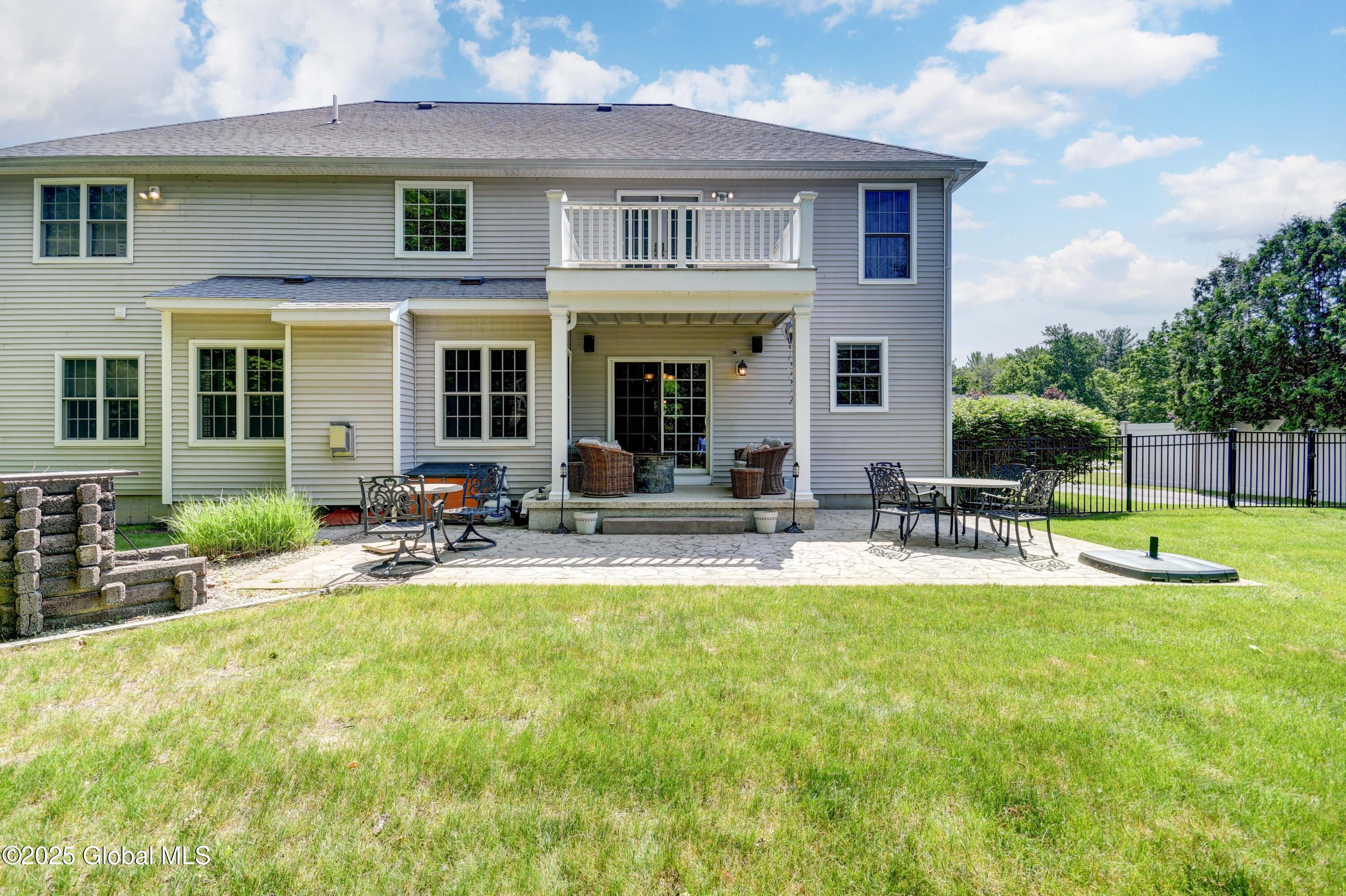 33 Joyous Lane, Glenville, New York image 9