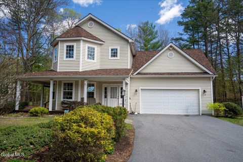 Homes For Sale - 31 Kimberly Lane<br/> Queensbury, NY 12804