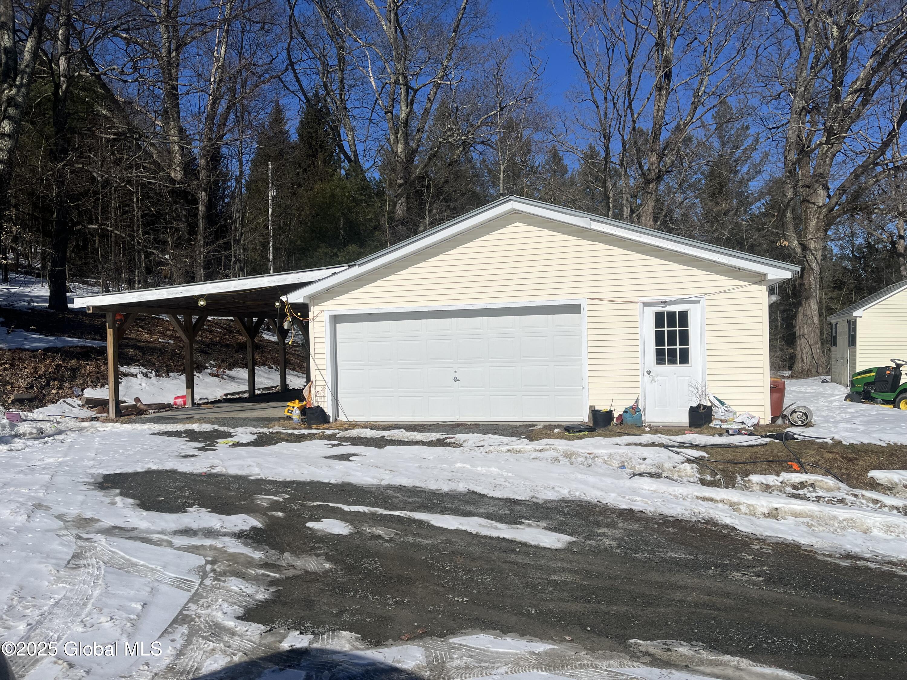 347 W West Hill Road, New Lebanon, New York image 3