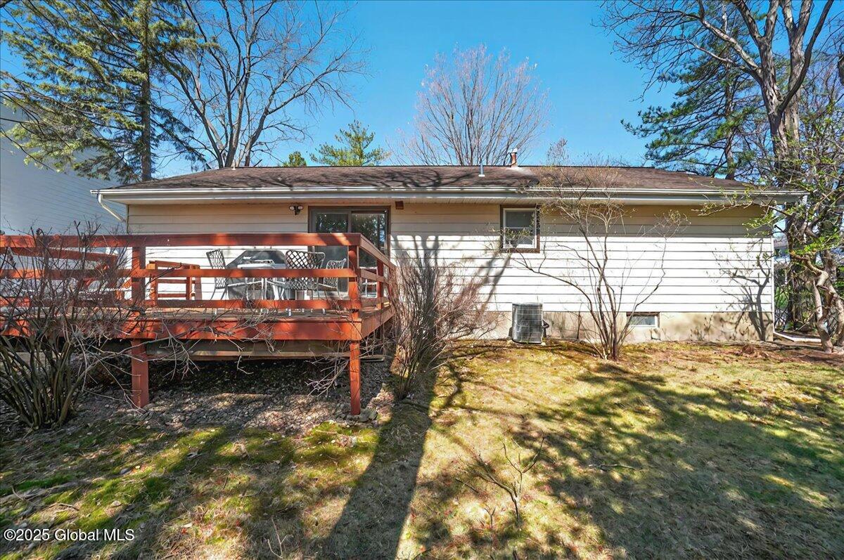 1 Stonehenge Drive, Albany, New York image 13