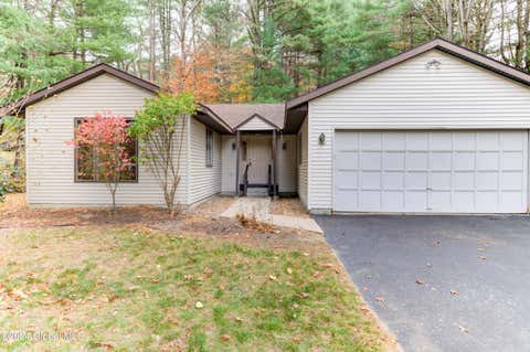 Photo for 104 Cambridge Ct