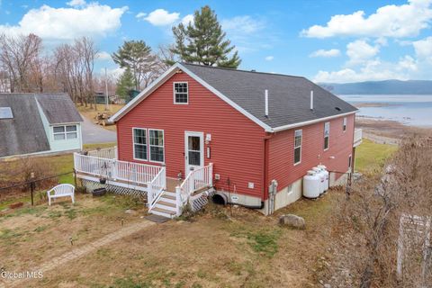Photo of 121 Friendship Drive, Broadalbin, NY 12025 (MLS # 202530401)