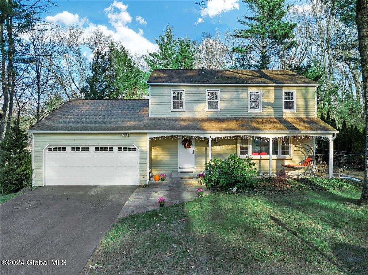 9 Yorkshire Terrace, Clifton Park, New York image 1