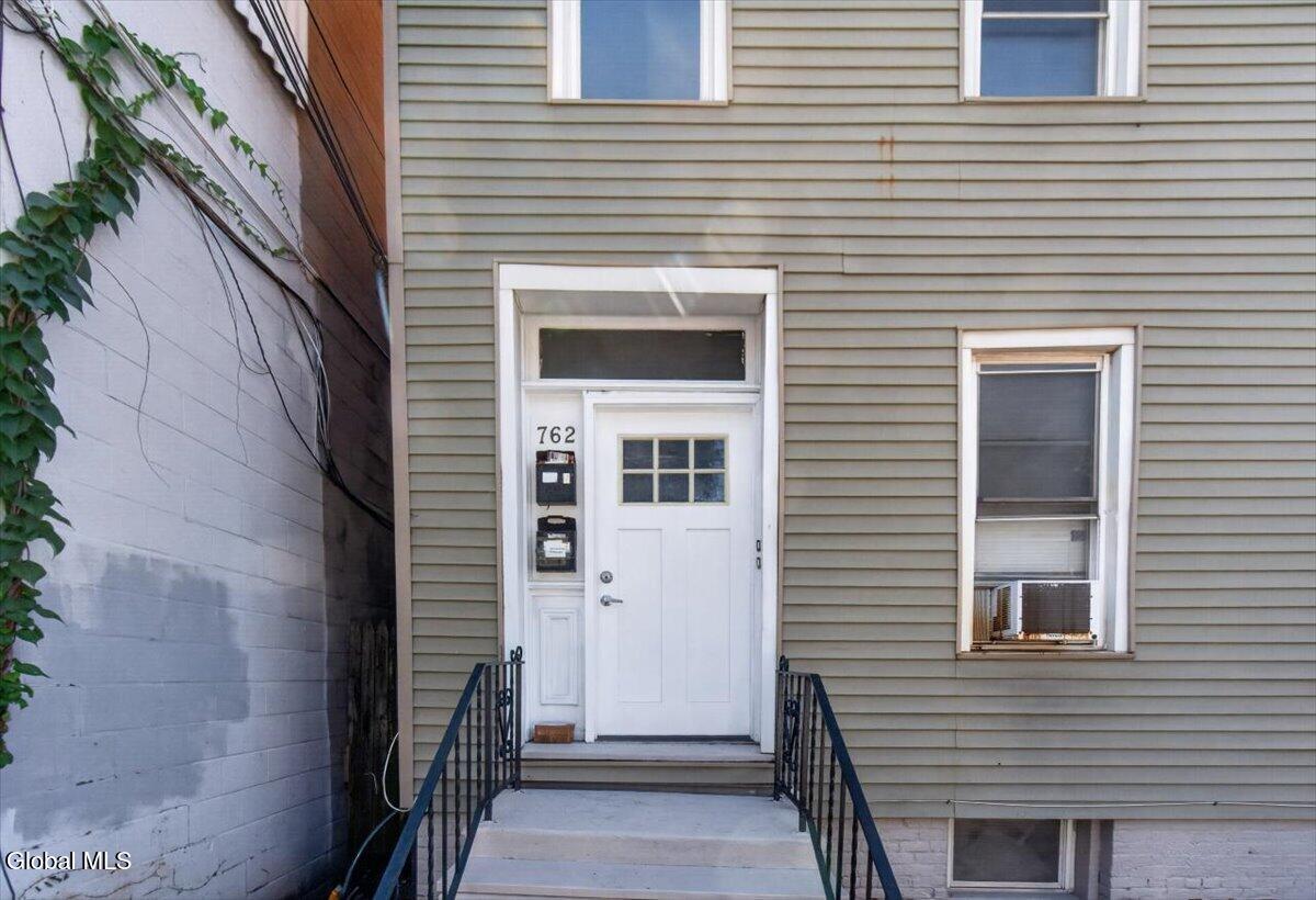 762 Clinton Avenue